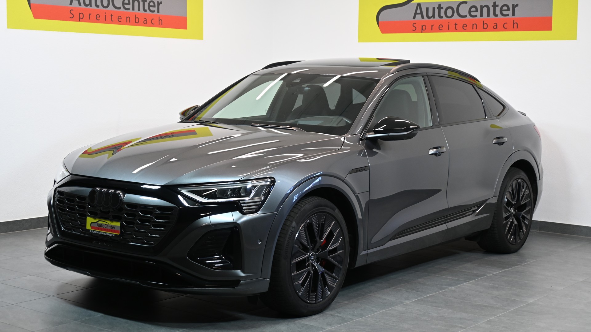 AUDI Q8 Sportback 55 e-tron Black Edition quattro-image-1