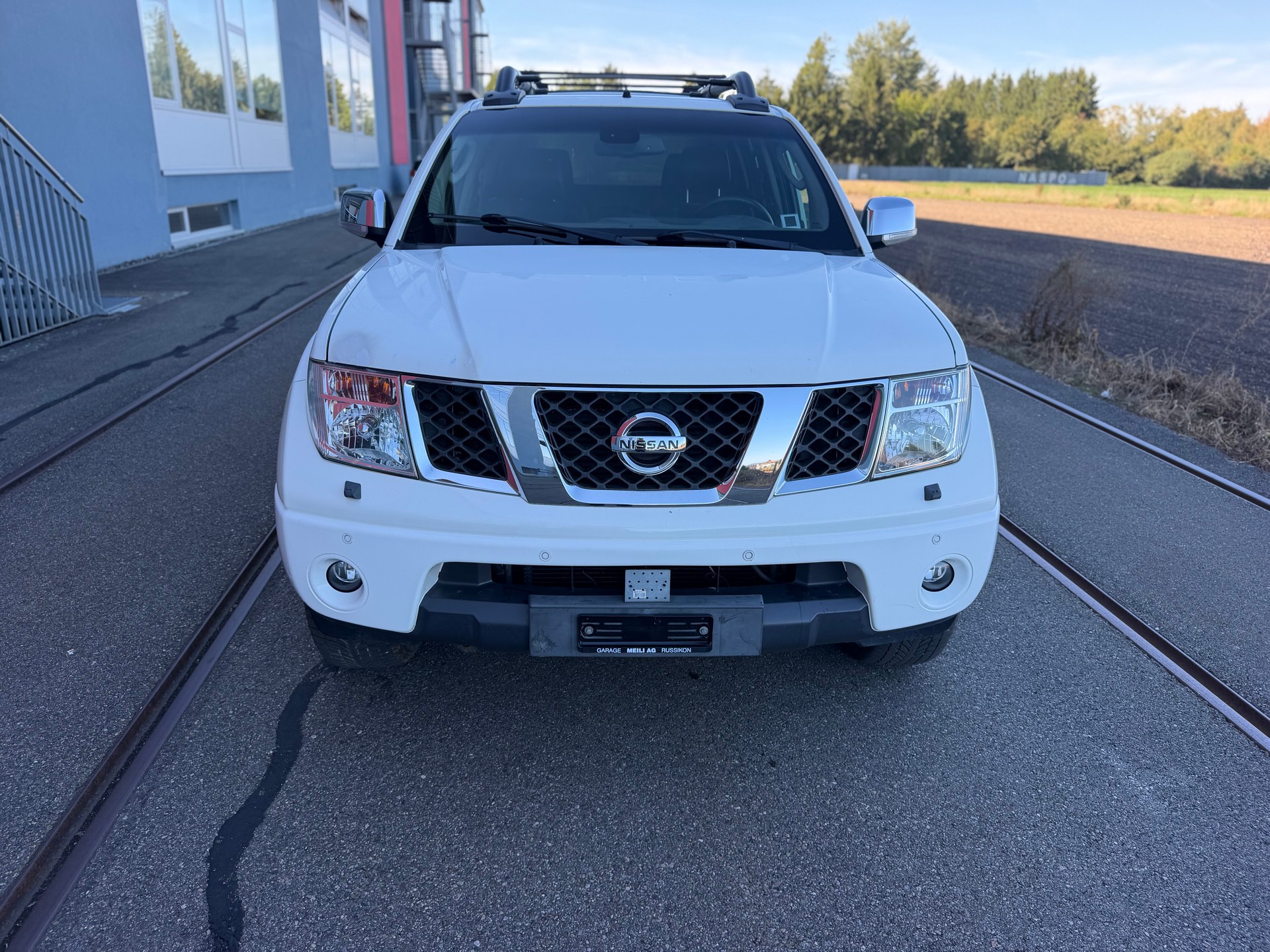 NISSAN Navara Double Cab SE 2.5 dCiA 4WD-image-1