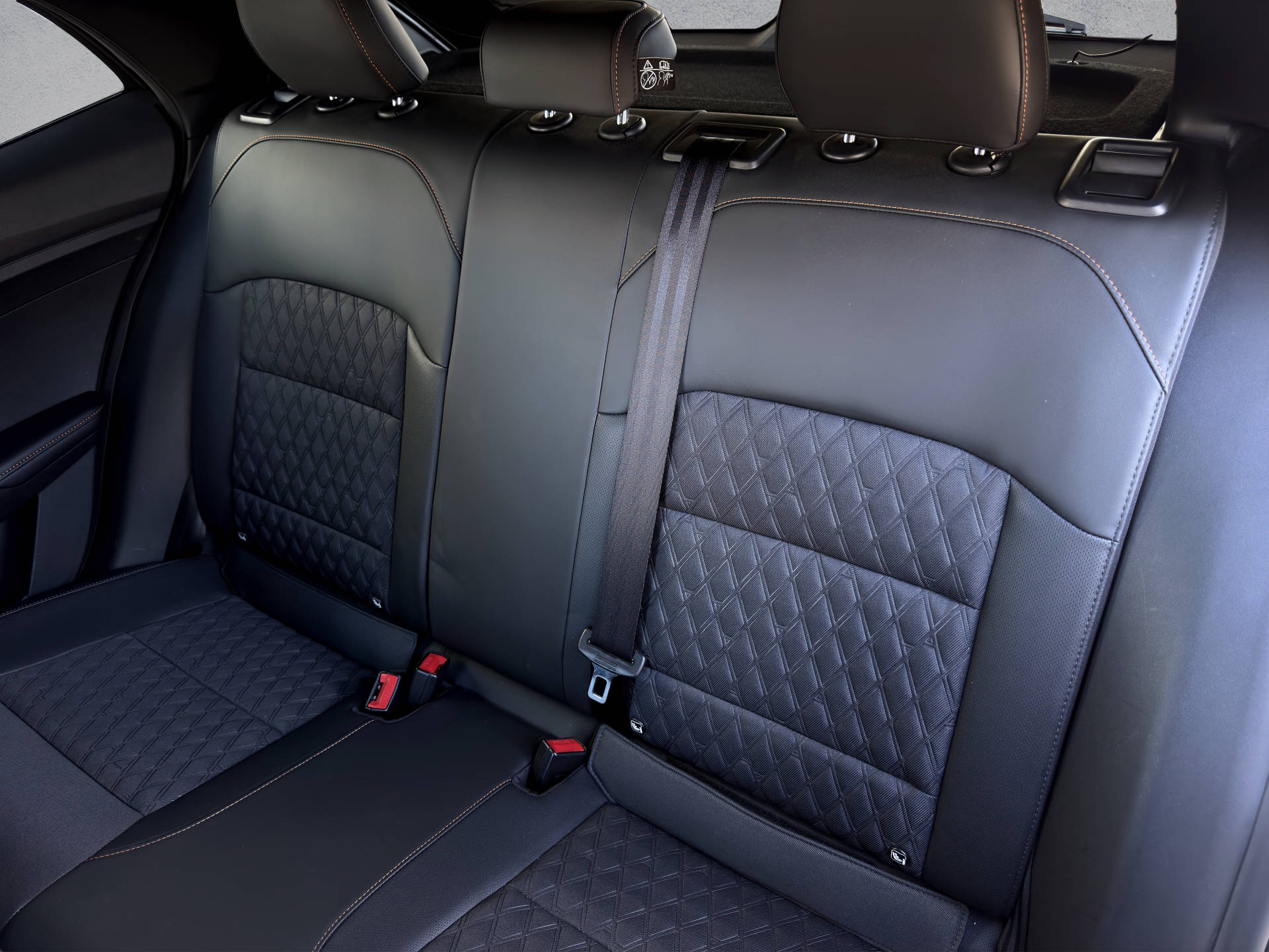 MG 3 1.5 Hybrid Luxury-image-11