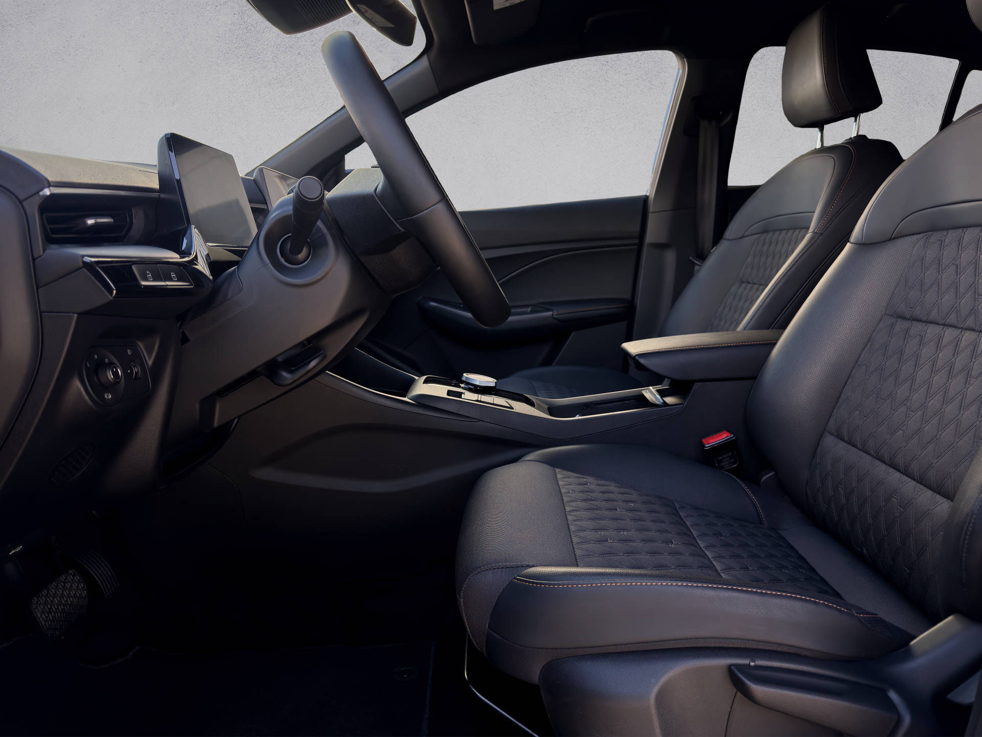 MG 3 1.5 Hybrid Luxury-image-9