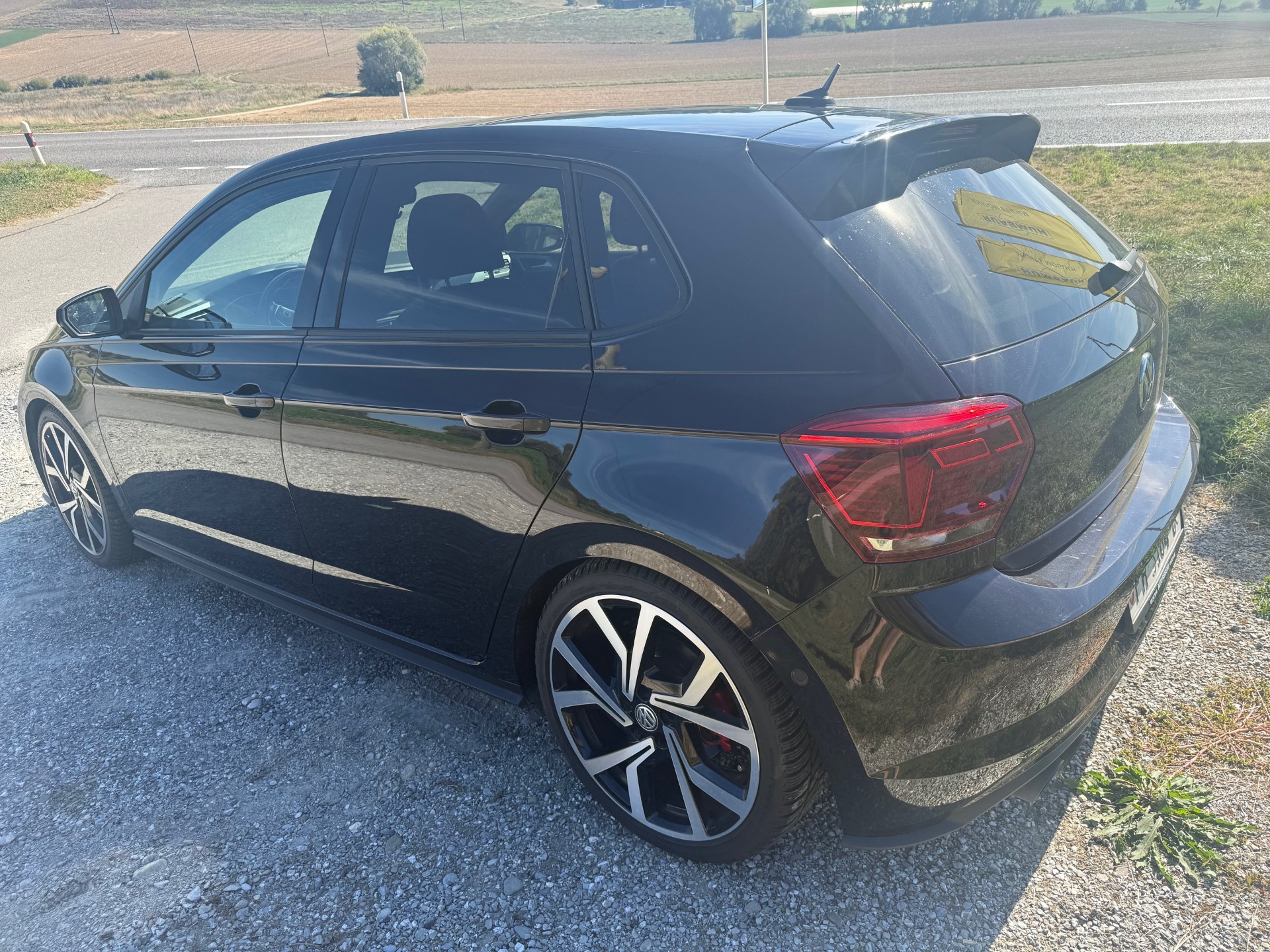 VW Polo 2.0 TSI GTI DSG-image-2