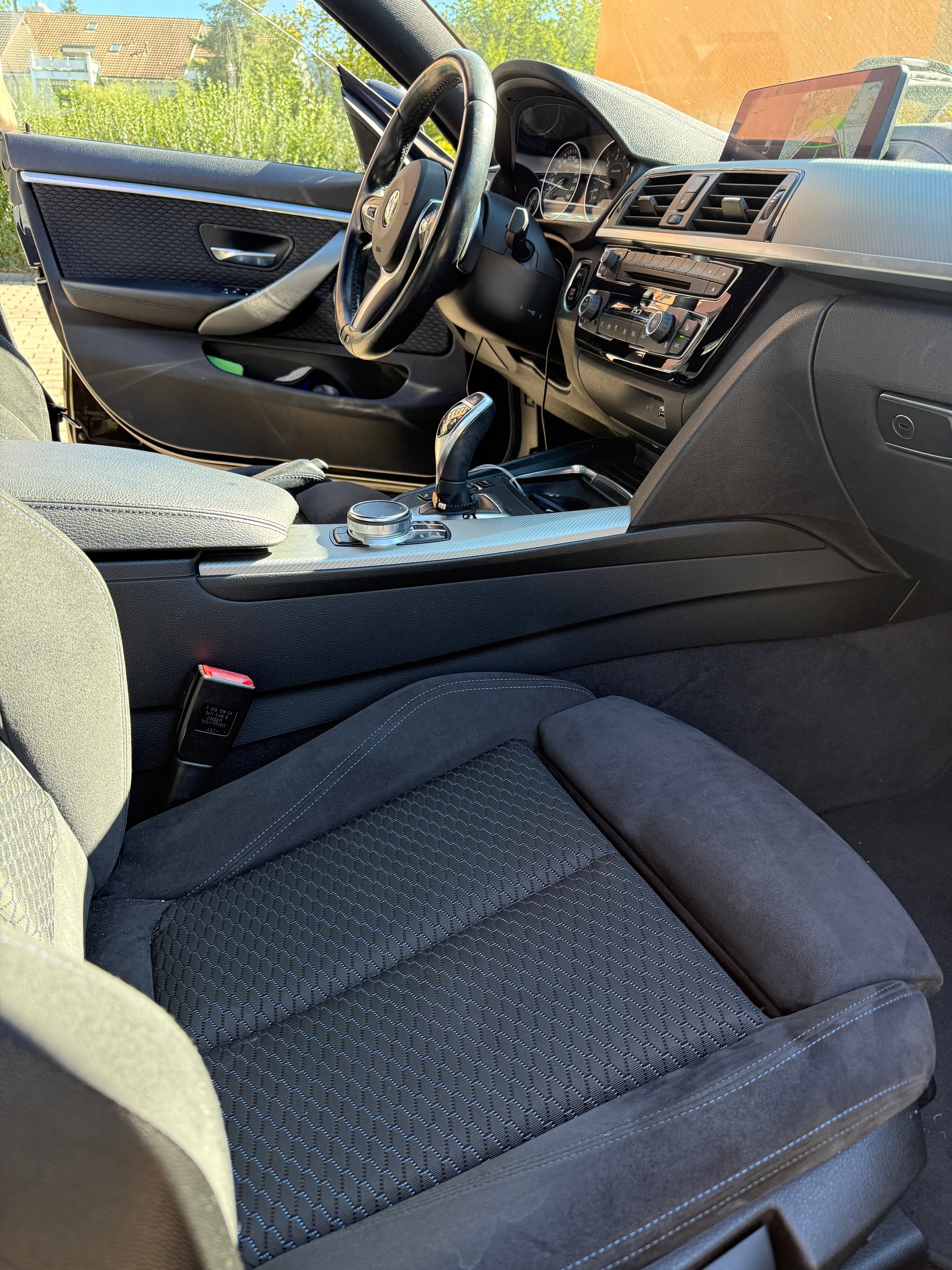 BMW 420i-image-5