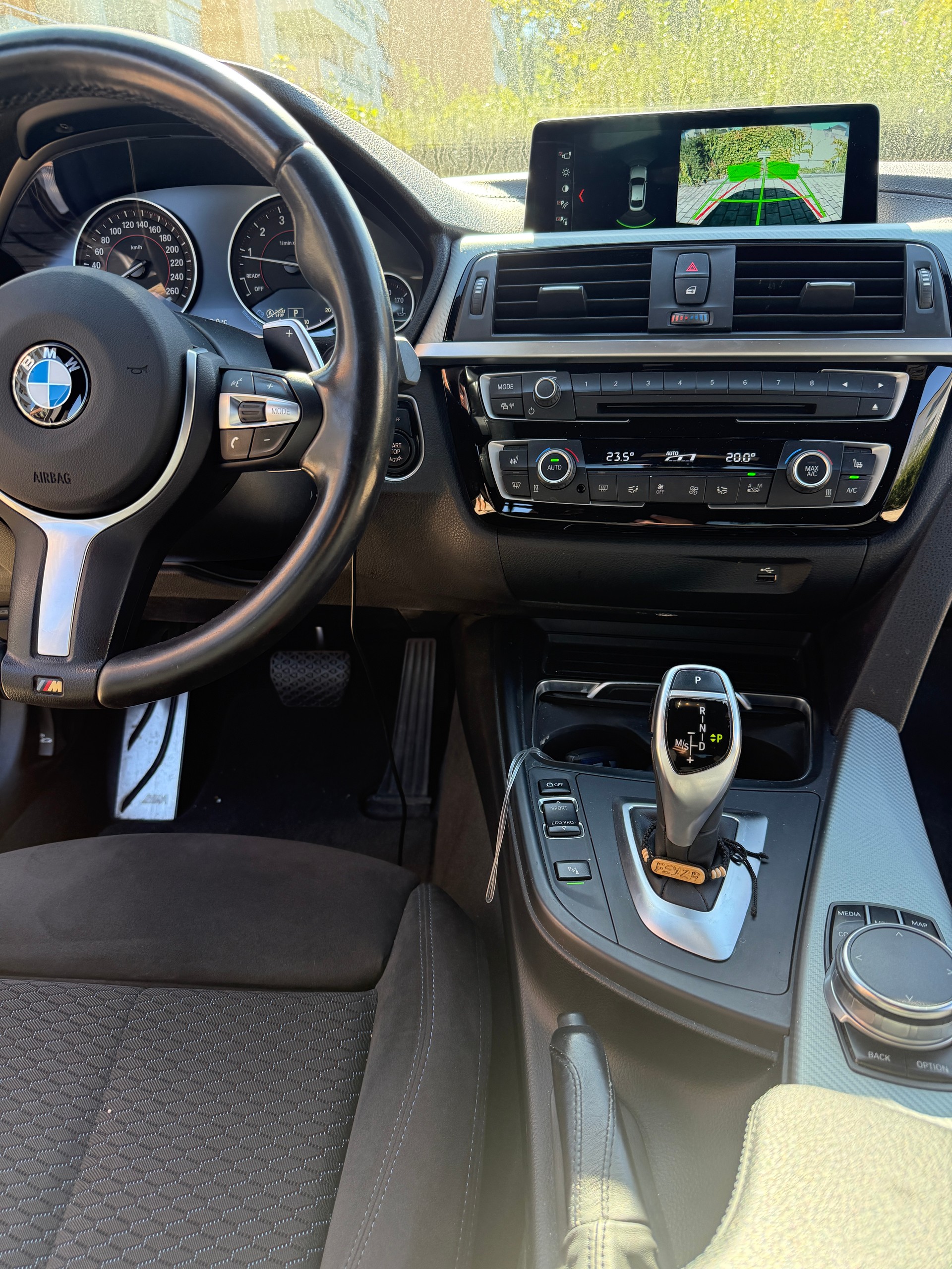 BMW 420i-image-2