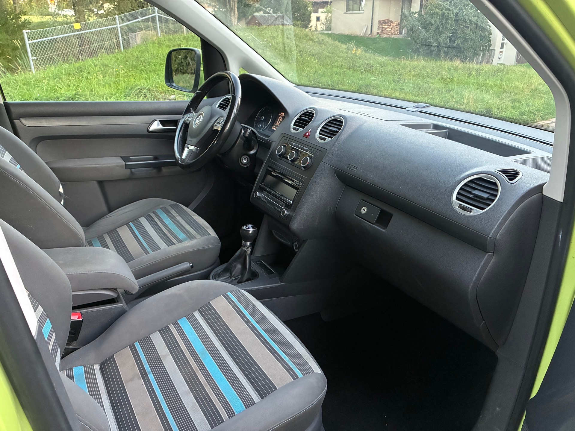VW Caddy 2.0 TDI 4Motion-image-6
