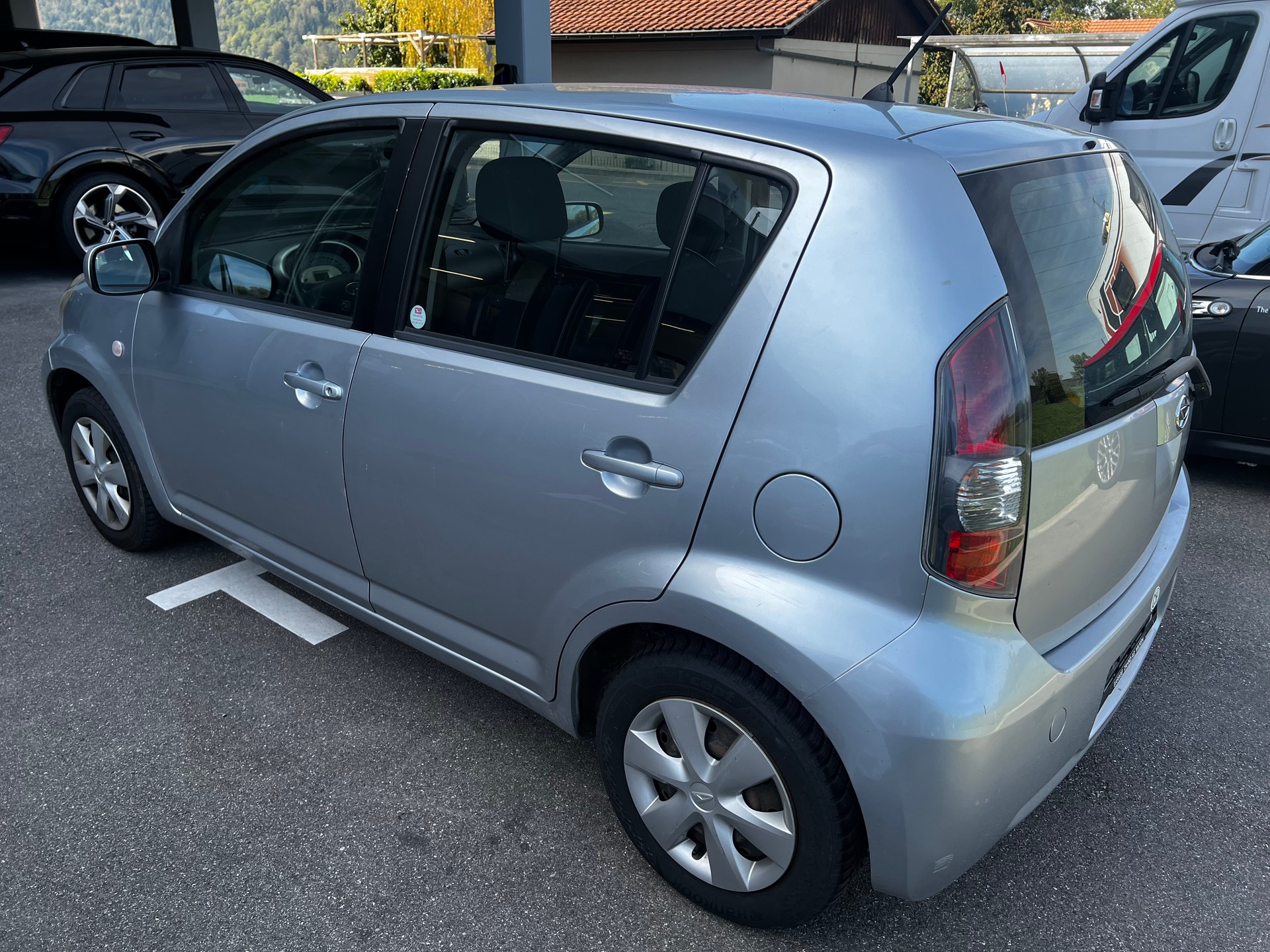 DAIHATSU Sirion 1.3 S eco-4WD-image-2