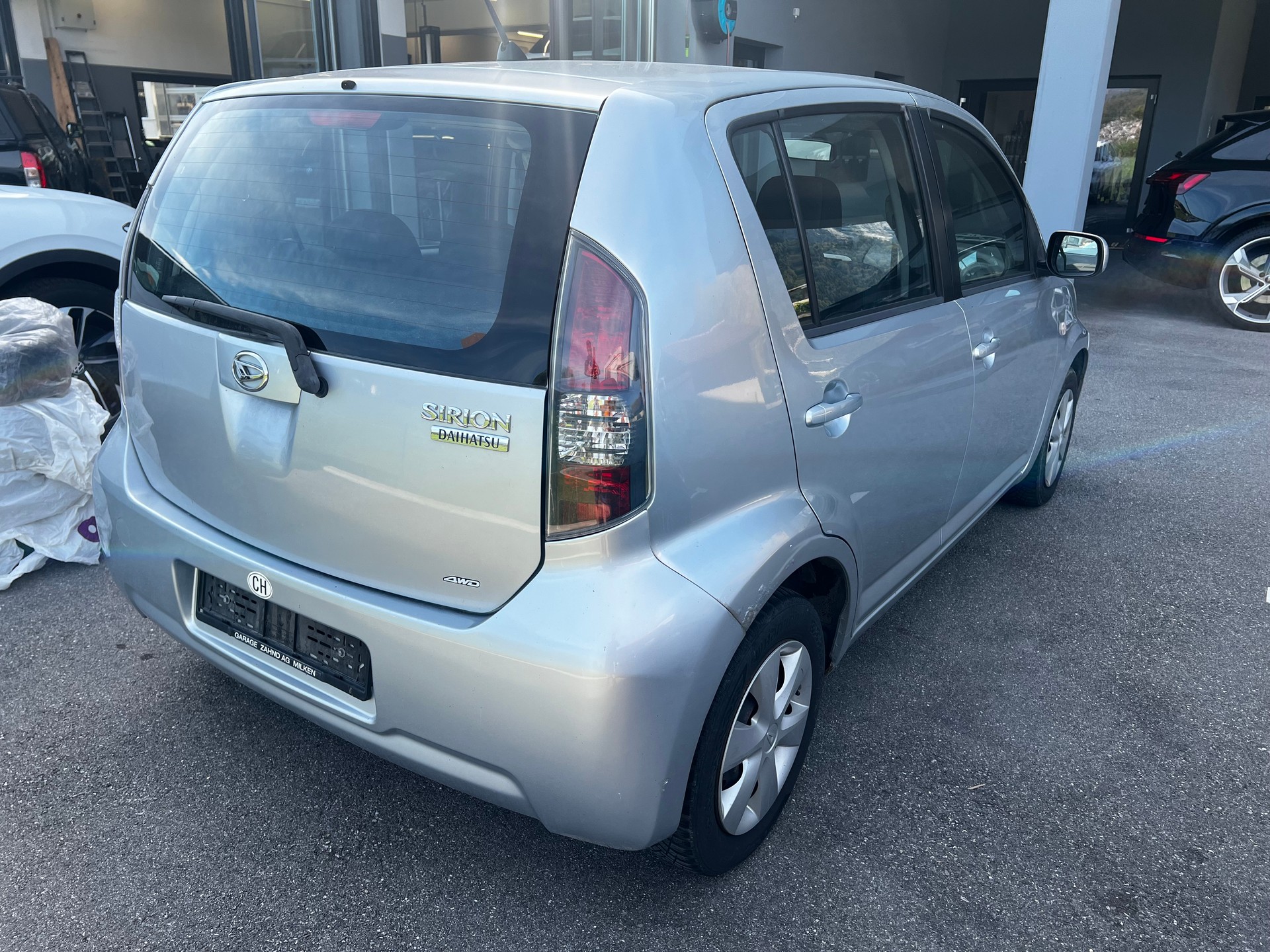 DAIHATSU Sirion 1.3 S eco-4WD-image-3