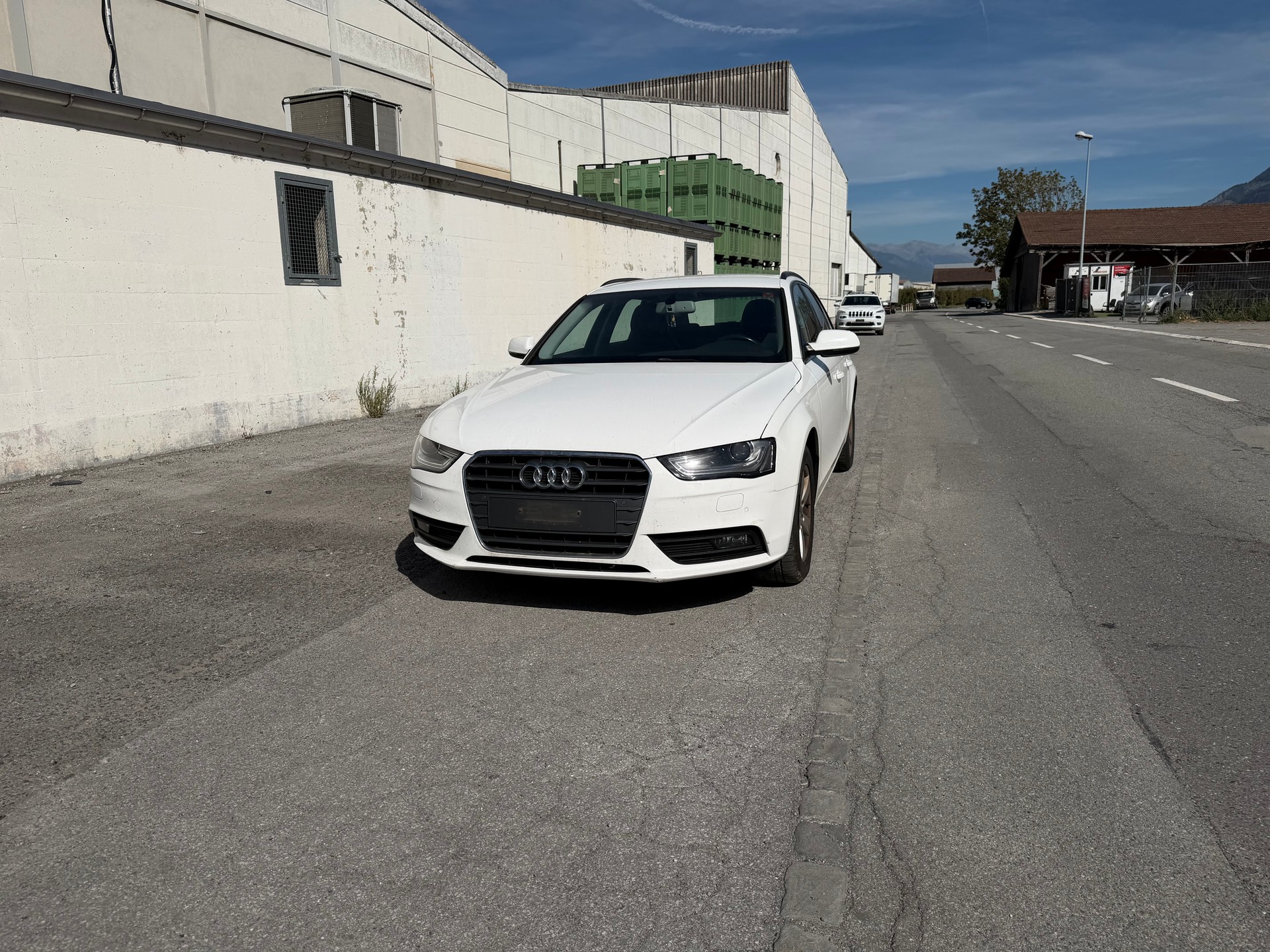 AUDI A4 Avant 1.8 TFSI-image-9