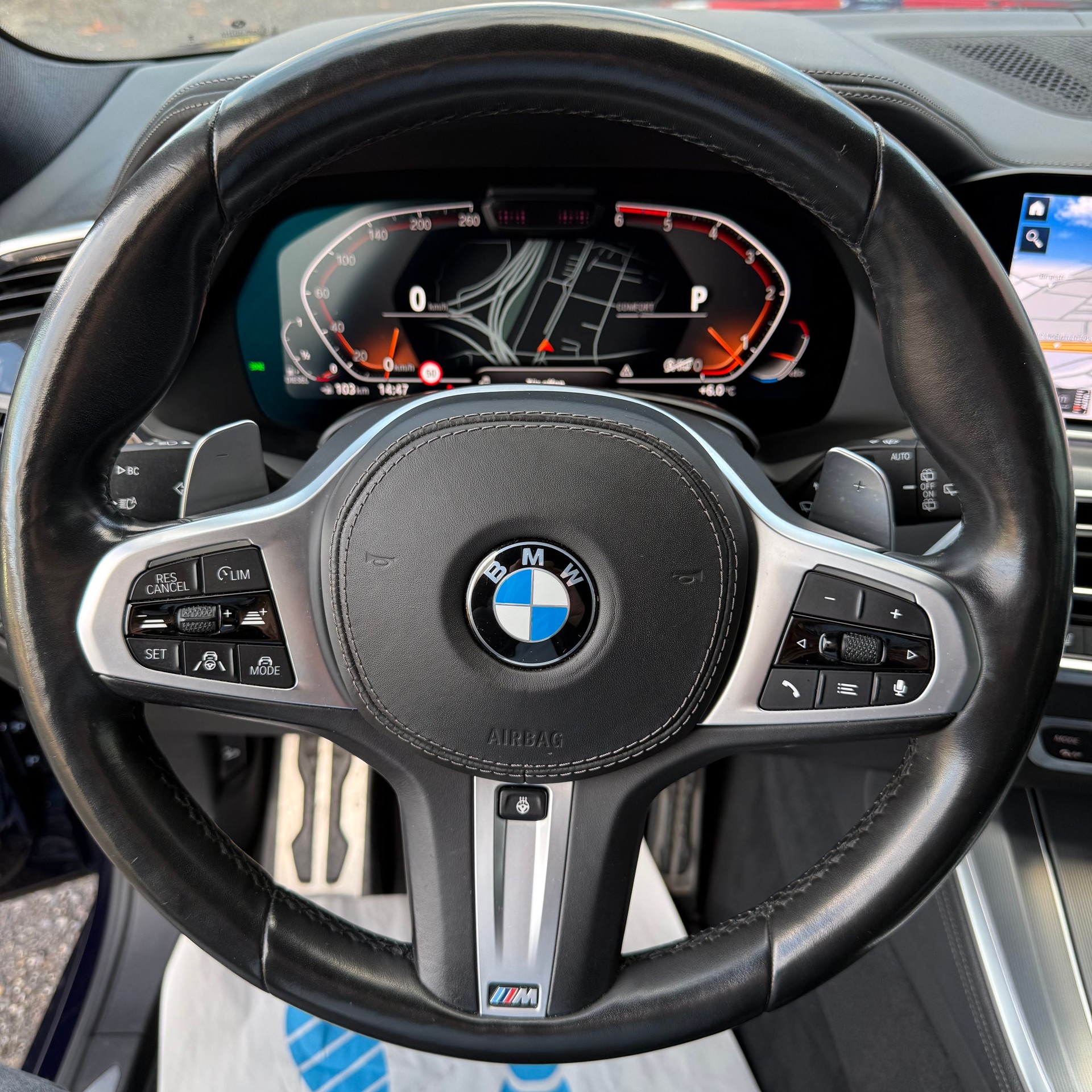 BMW X5 xDrive 30d Steptronic M SPORT PLUS *LEDER / PANORAMA-DACH / 21 ZOLL ALU / LUFT-FEDERUNG*-image-15