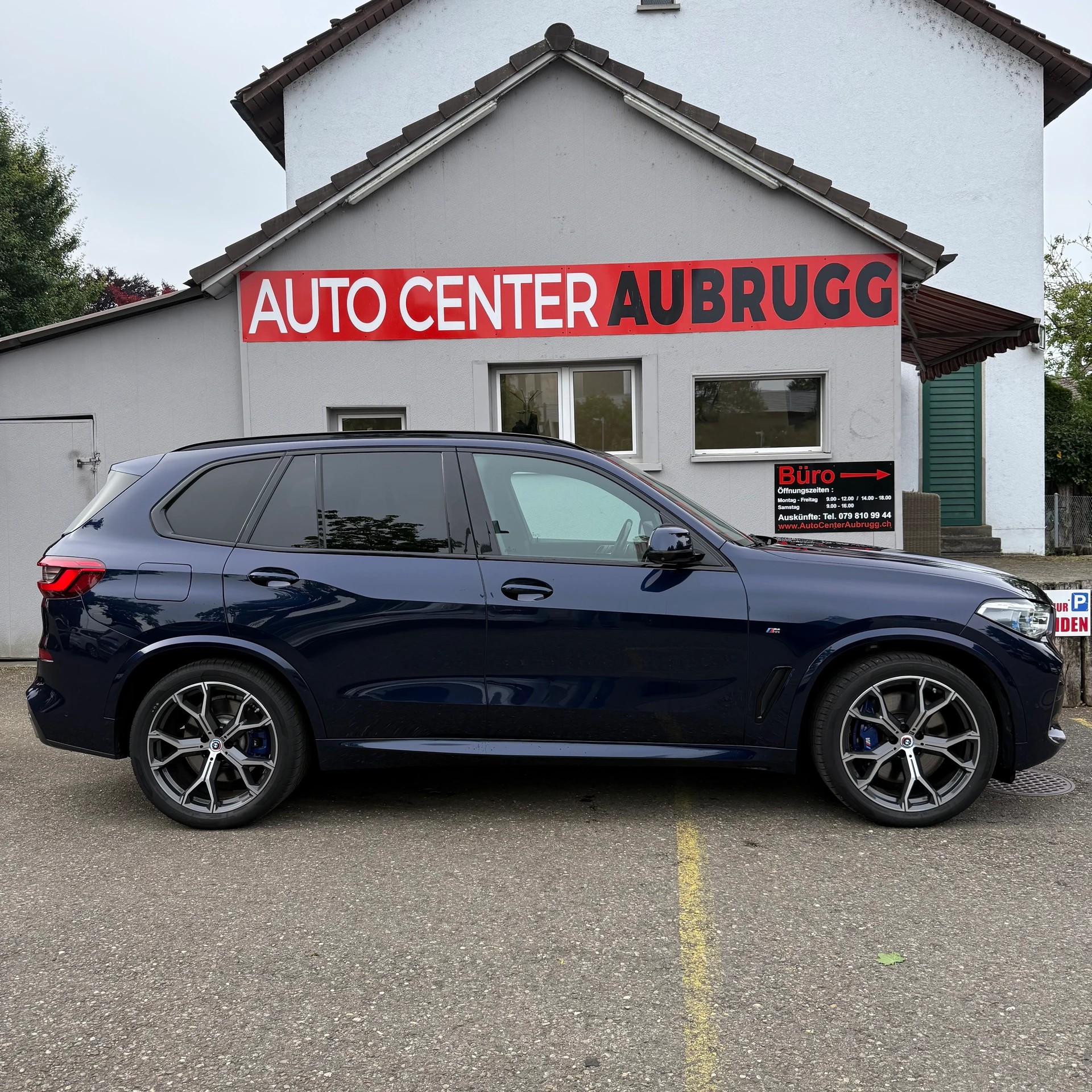 BMW X5 xDrive 30d Steptronic M SPORT PLUS *LEDER / PANORAMA-DACH / 21 ZOLL ALU / LUFT-FEDERUNG*-image-7