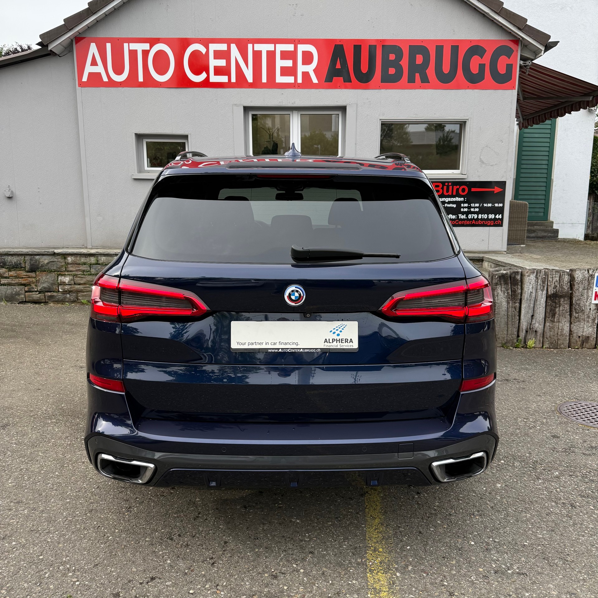 BMW X5 xDrive 30d Steptronic M SPORT PLUS *LEDER / PANORAMA-DACH / 21 ZOLL ALU / LUFT-FEDERUNG*-image-4