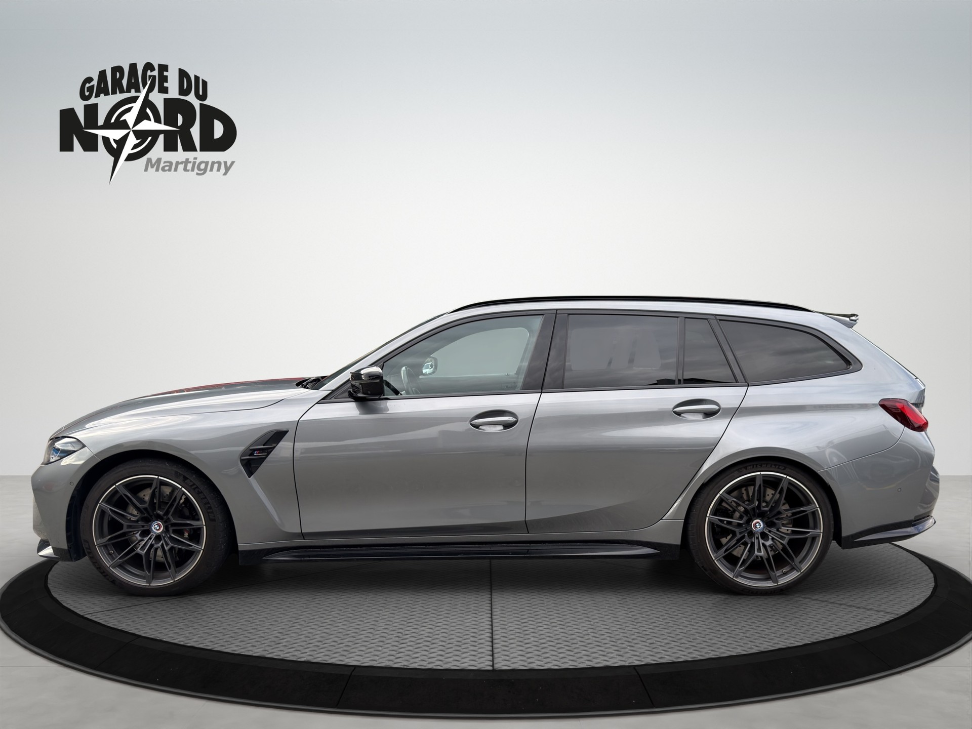 BMW M3 Touring xDrive Competition M-image-2