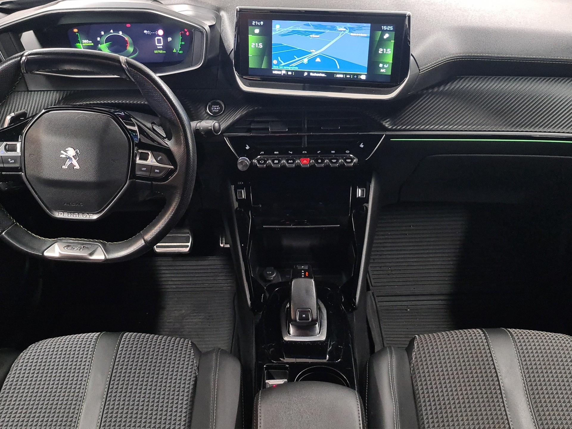 PEUGEOT 2008 1.2 GT-image-7