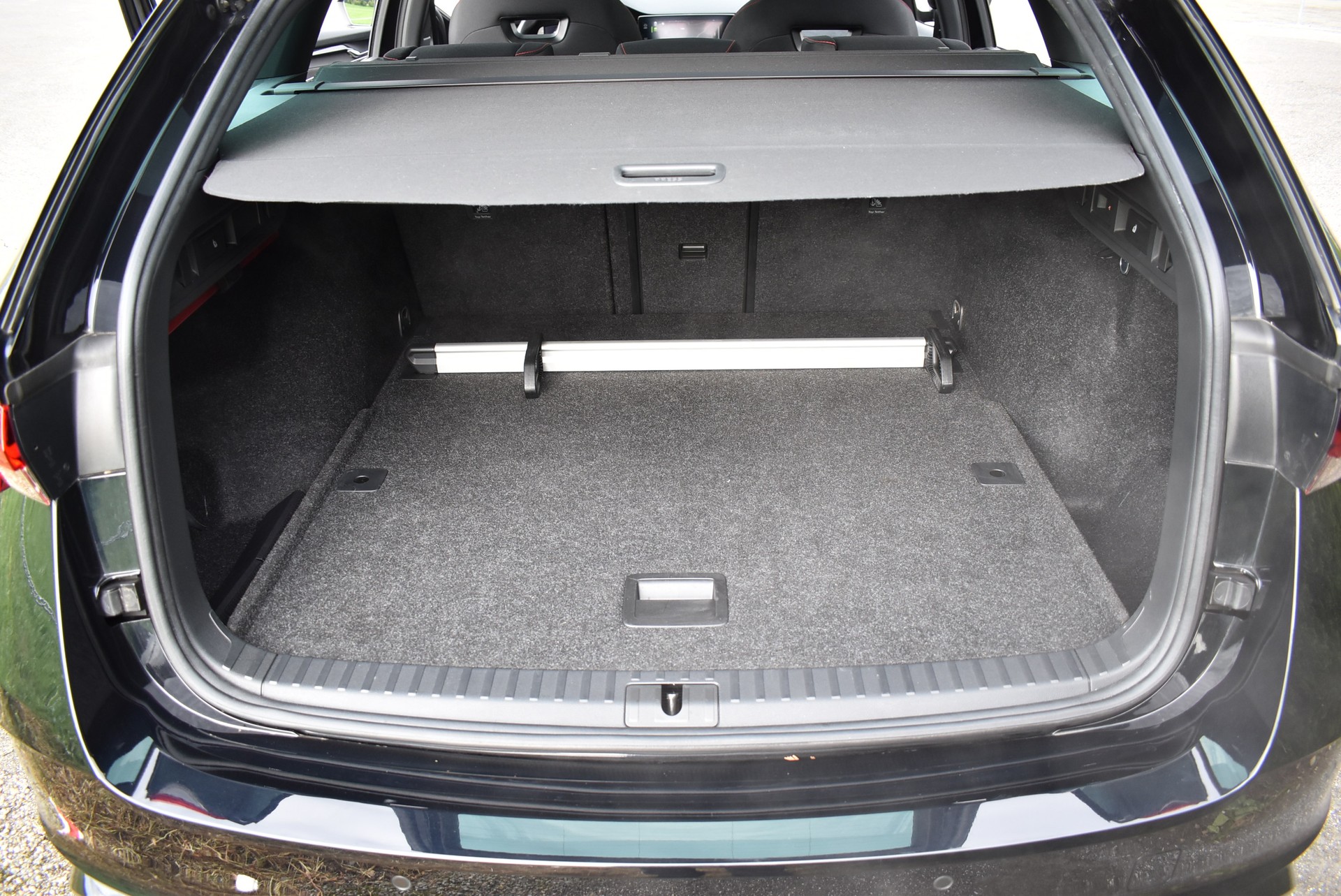 SKODA Octavia Combi 2.0 TSI DSG RS-image-13