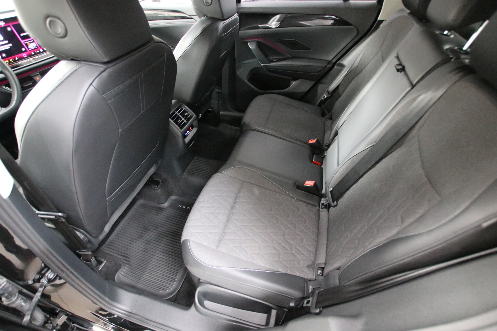 VW Tiguan 1.5 TSI evo2 eHybrid Life DSG *Werksgarantie bis 06.2030*-image-13