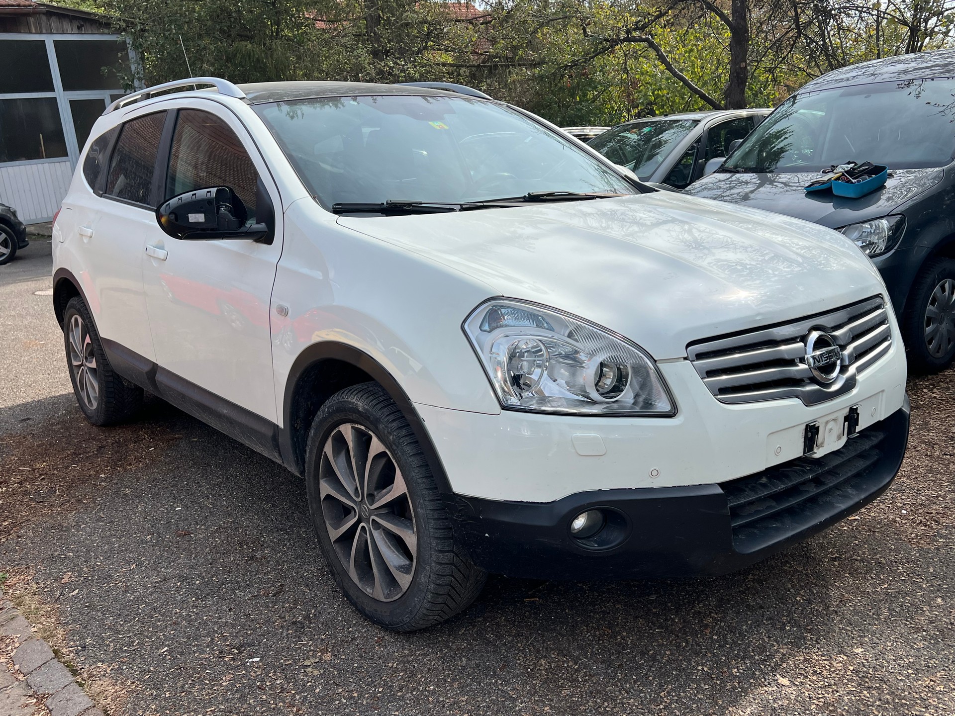 NISSAN Qashqai +2 2.0 dCi 4WD acenta-image-0