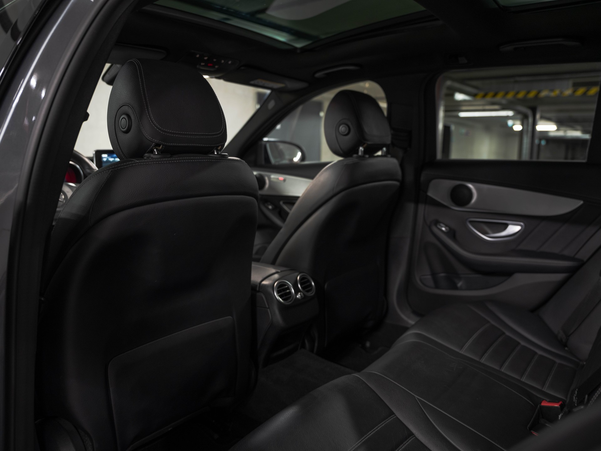 MERCEDES-BENZ C 43 AMG 4Matic 9G-Tronic-image-28