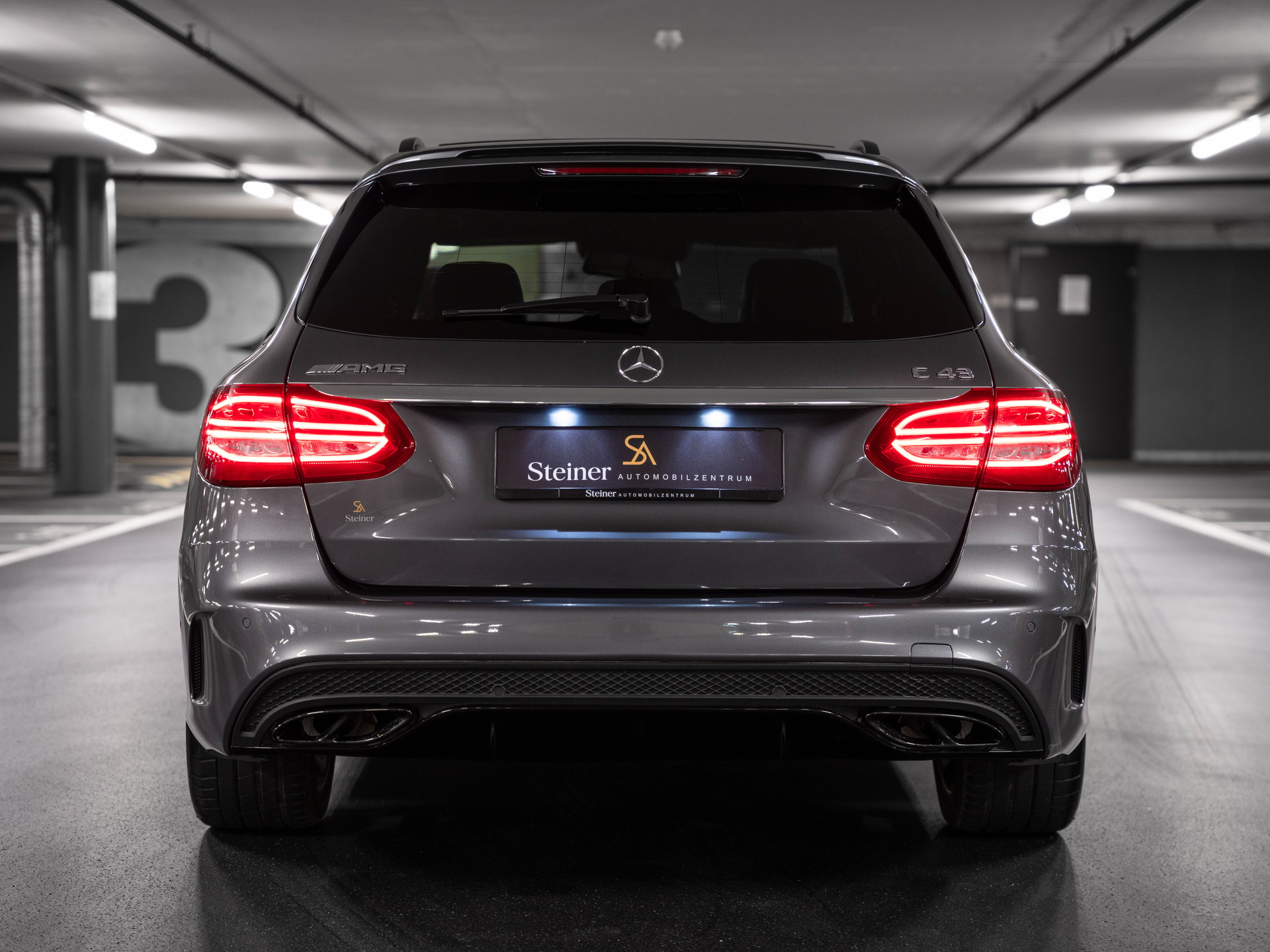 MERCEDES-BENZ C 43 AMG 4Matic 9G-Tronic-image-9