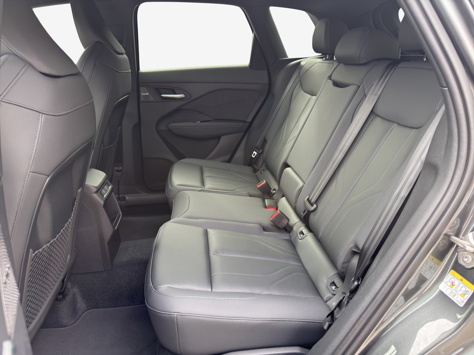 AUDI Q3 SUV TFSI quattro 195 kW S tronic-image-11