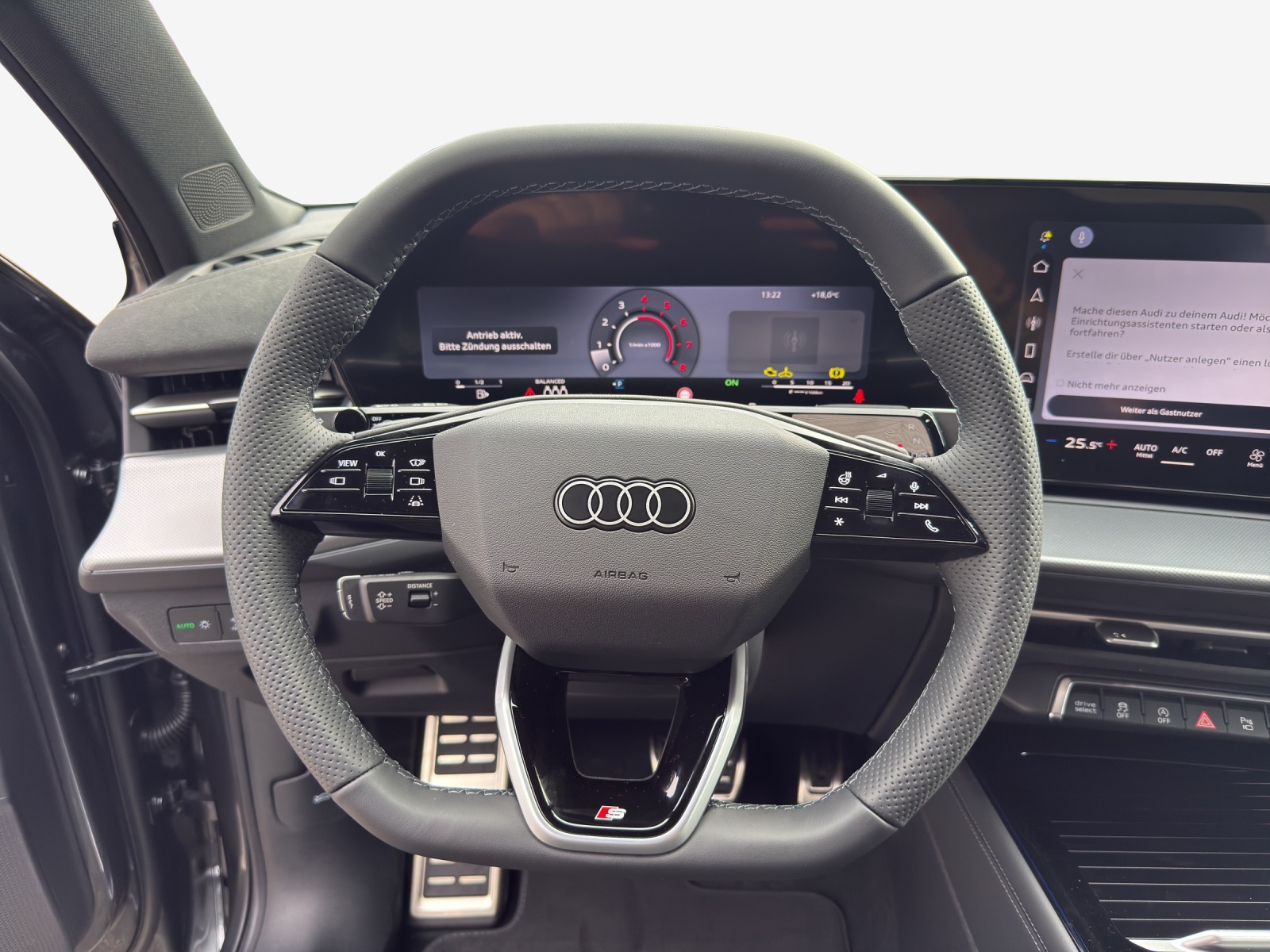 AUDI Q3 SUV TFSI quattro 195 kW S tronic-image-9