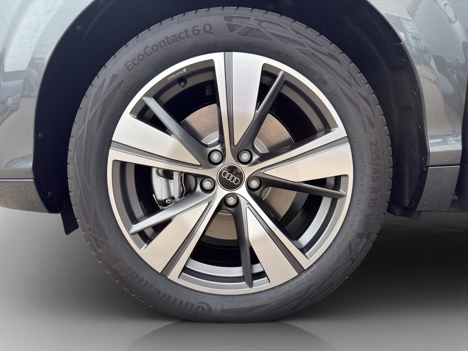 AUDI Q3 SUV TFSI quattro 195 kW S tronic-image-14