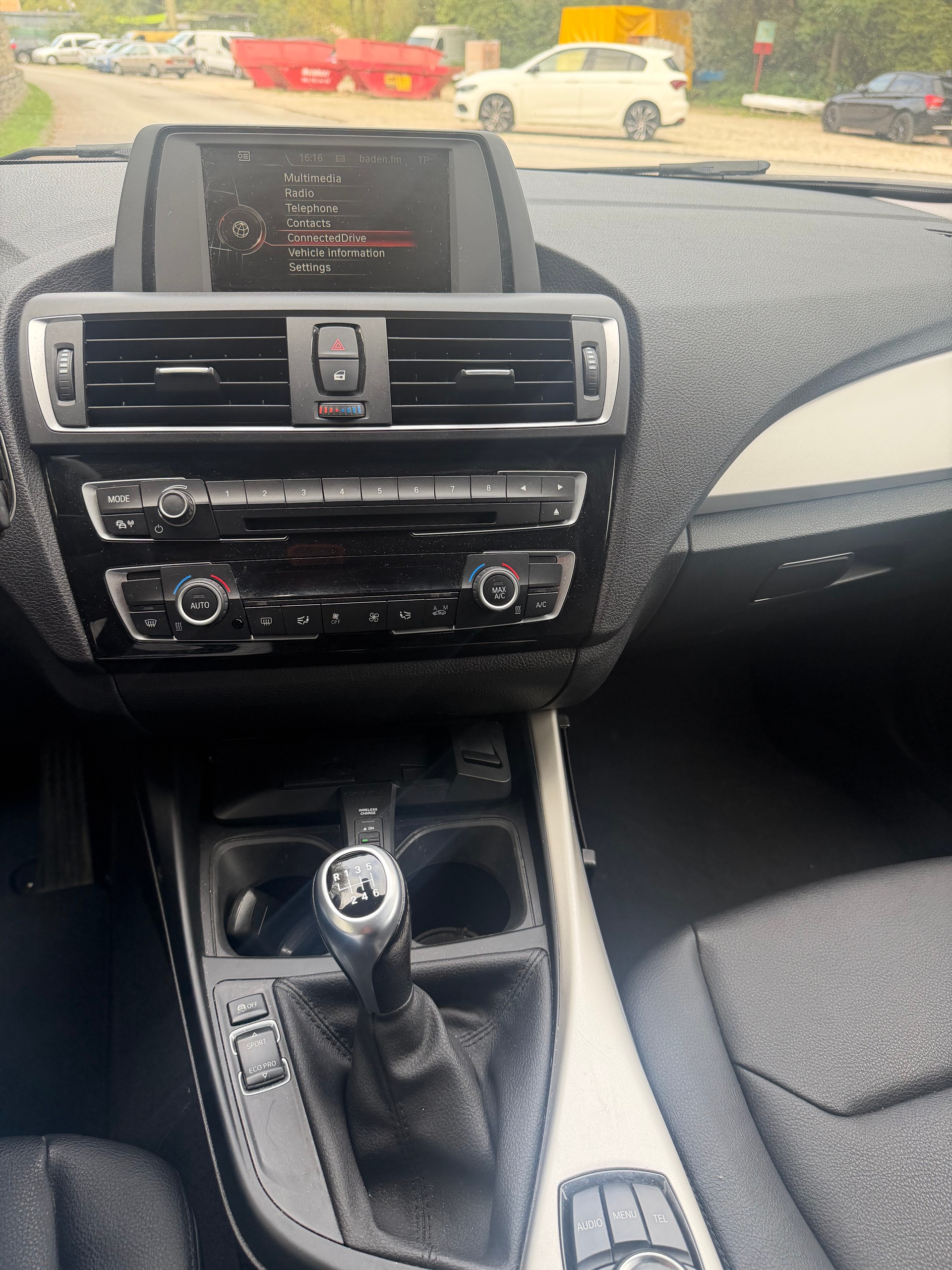 BMW 114d Business-image-9