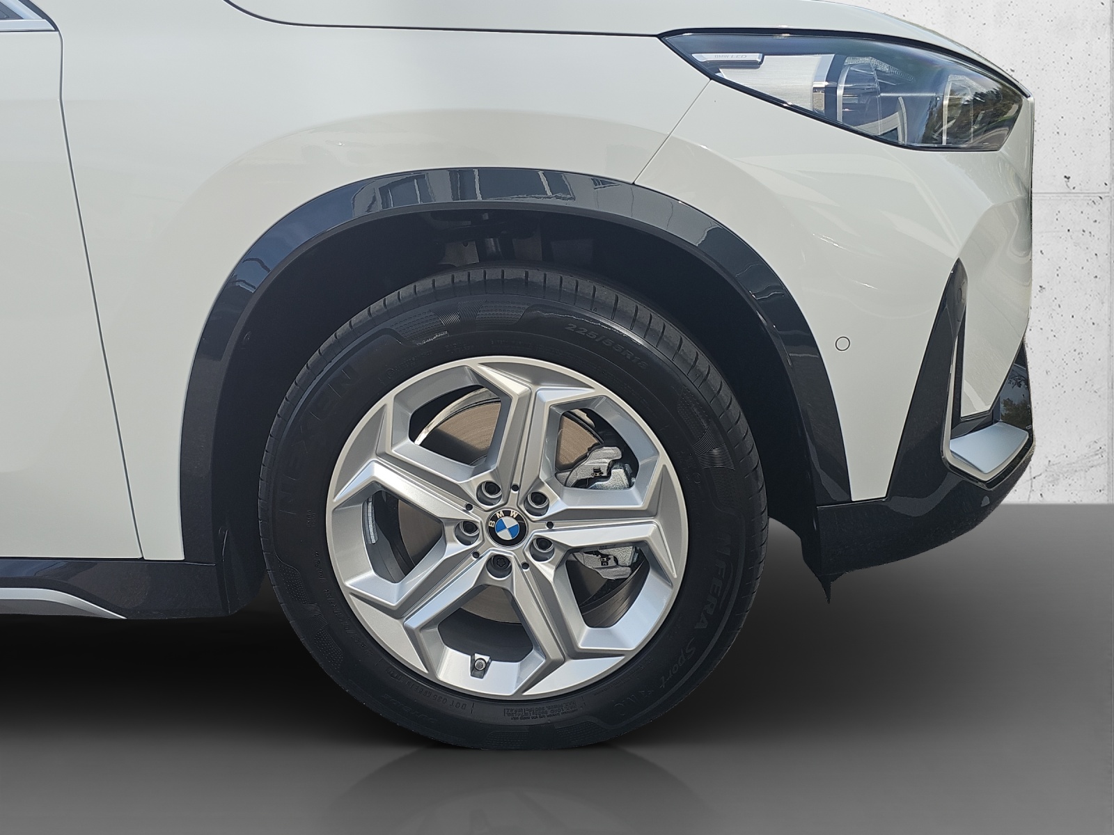 BMW X1 xDrive 30e xLine-image-8