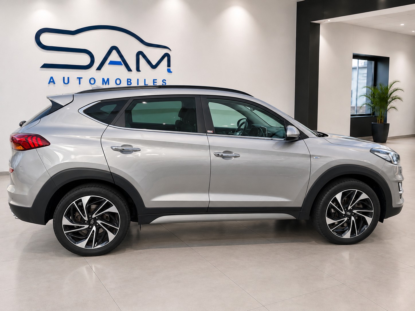HYUNDAI Tucson 2.0 CRDI Vertex Mild Hybrid 4WD Automatic-image-3