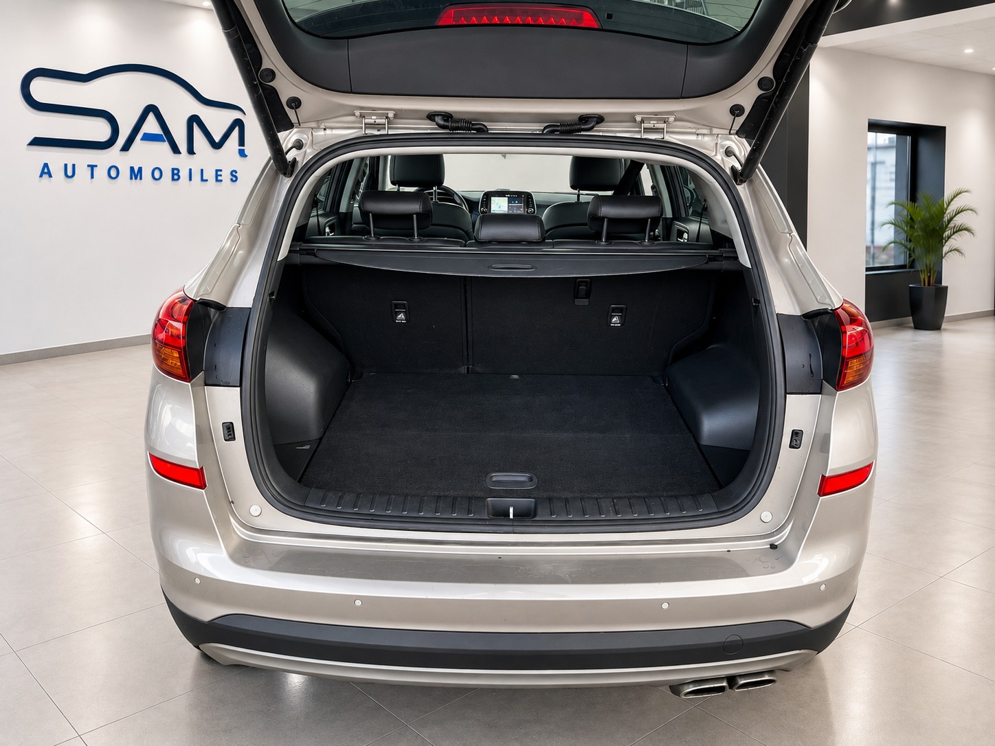 HYUNDAI Tucson 2.0 CRDI Vertex Mild Hybrid 4WD Automatic-image-7