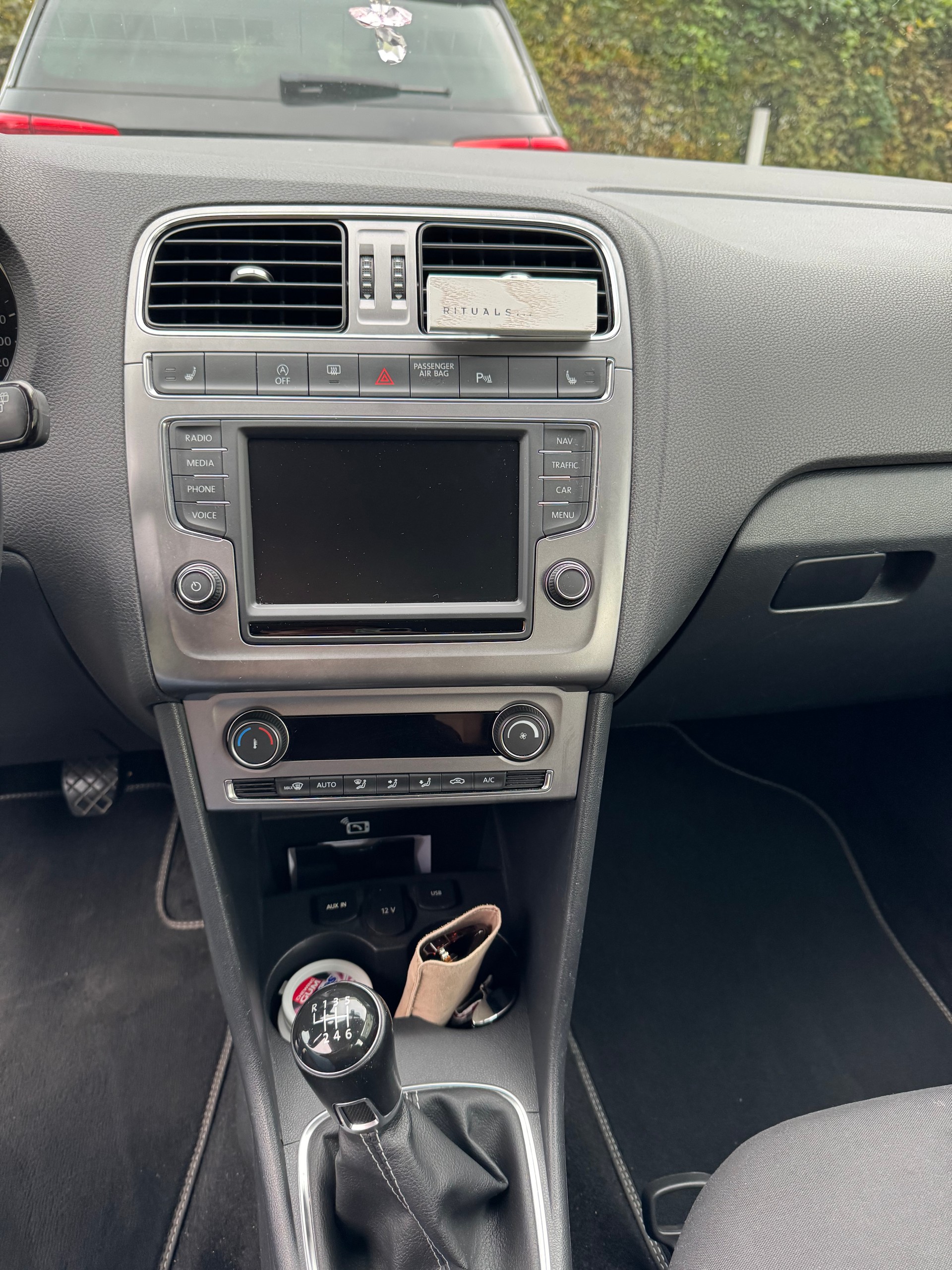 VW 1.2 TSI 110 BlueMT Lounge-image-4