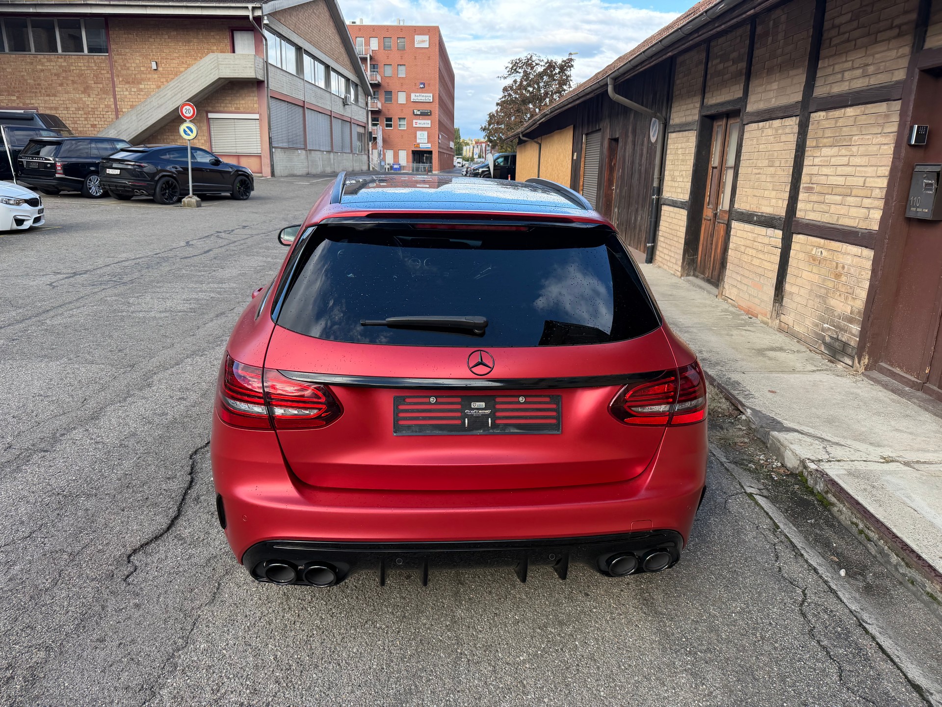 MERCEDES-BENZ C 43 AMG 4Matic 9G-Tronic-image-4