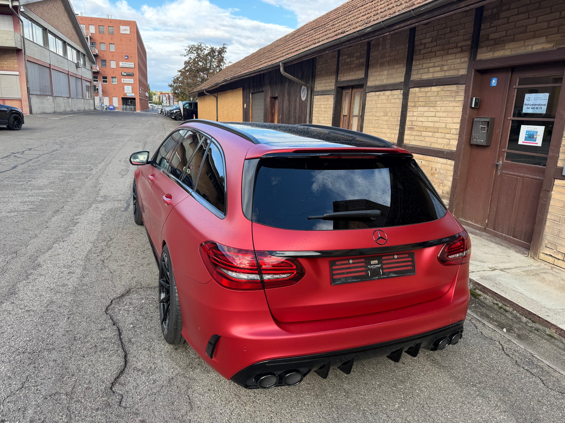 MERCEDES-BENZ C 43 AMG 4Matic 9G-Tronic-image-3