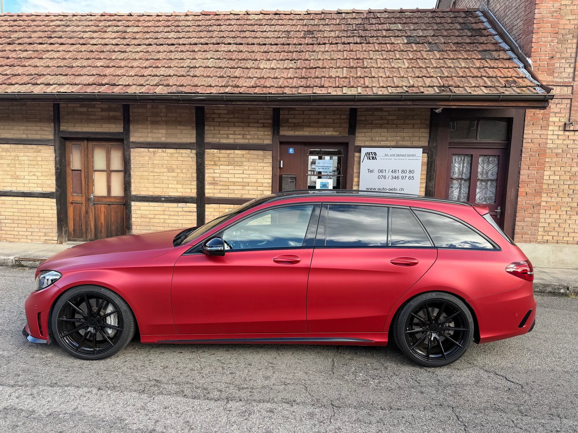 MERCEDES-BENZ C 43 AMG 4Matic 9G-Tronic-image-2