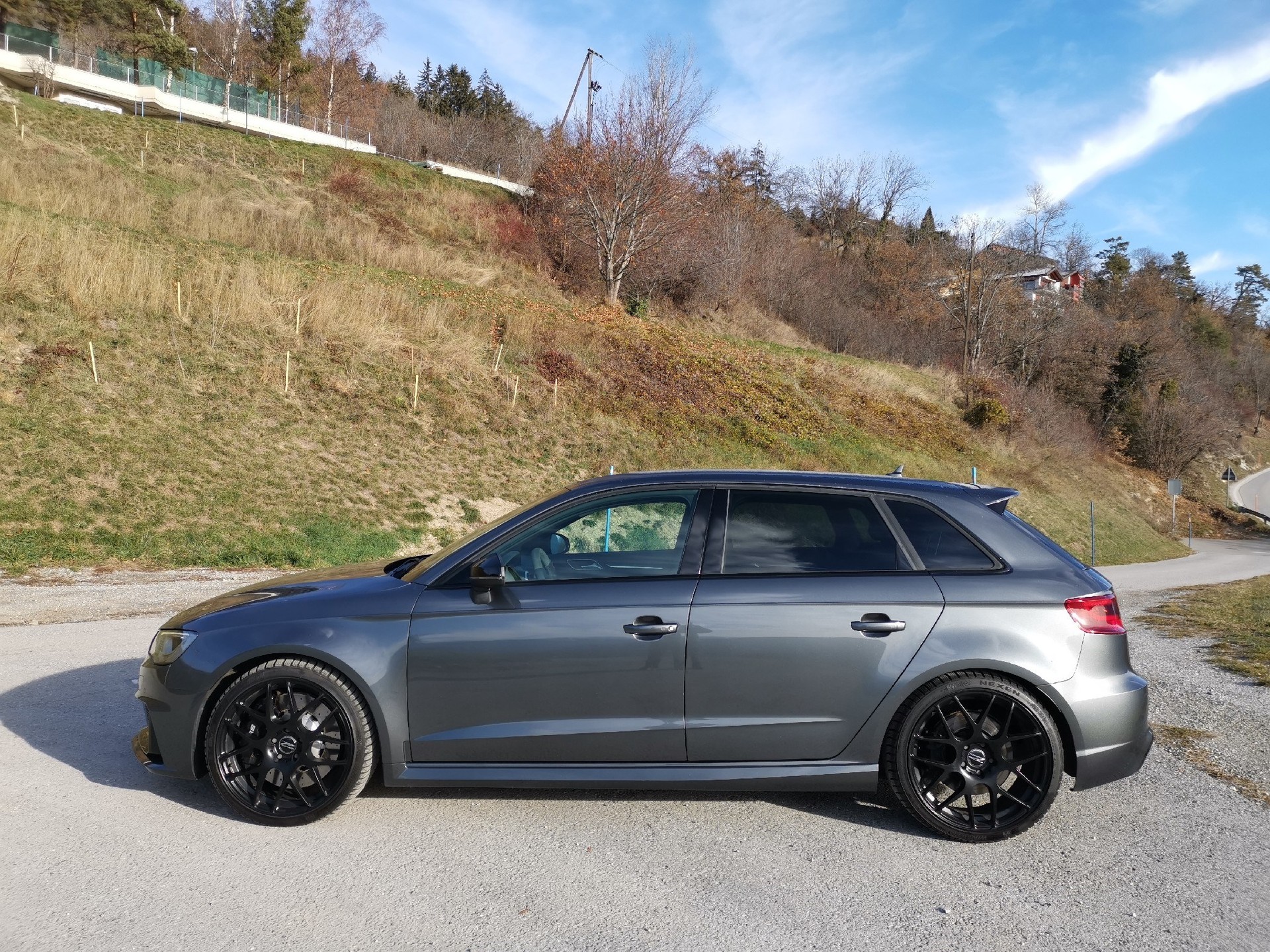 AUDI RS3 Sportback 2.5 TFSI quattro S-tronic-image-1
