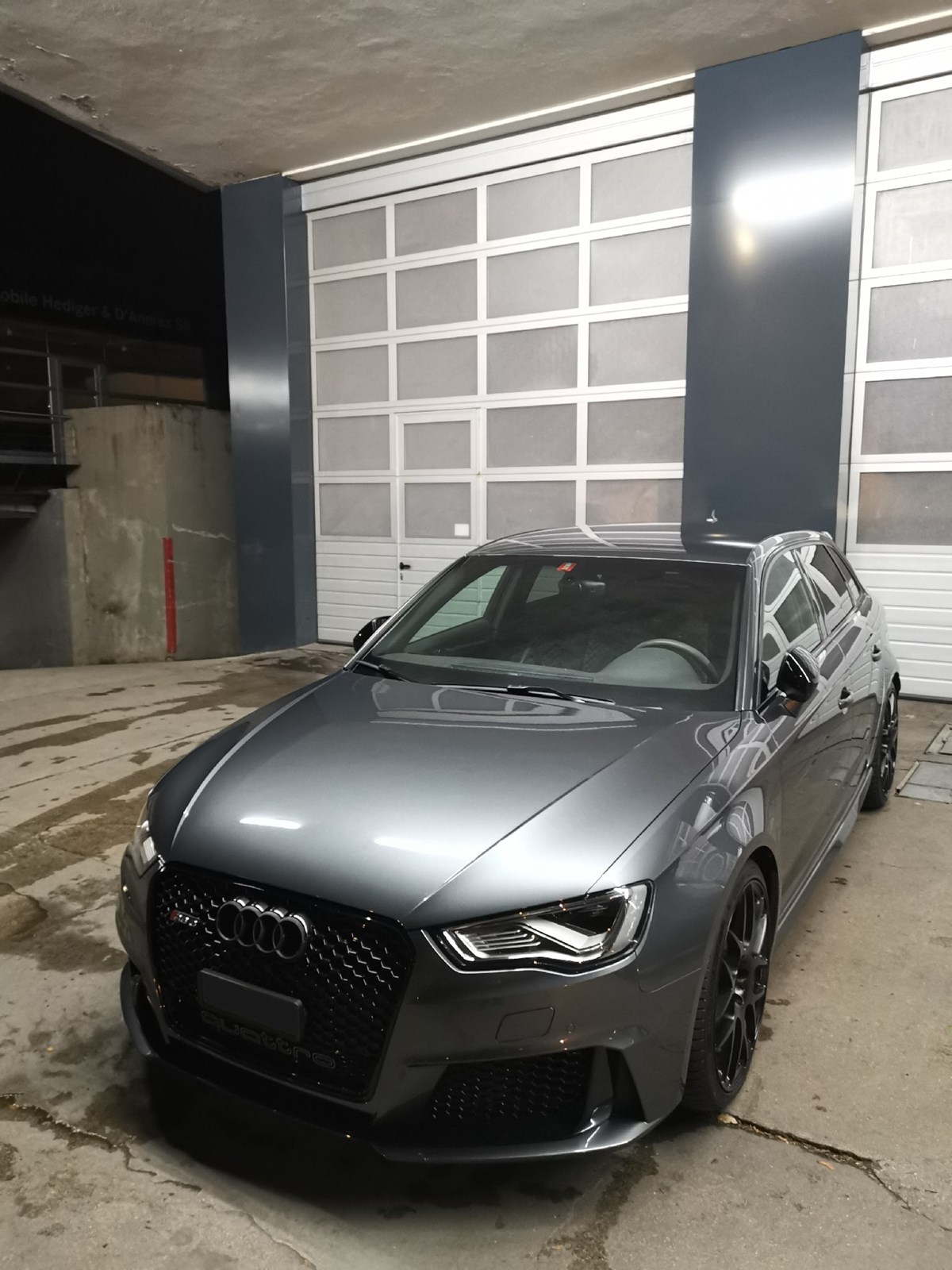 AUDI RS3 Sportback 2.5 TFSI quattro S-tronic-image-3