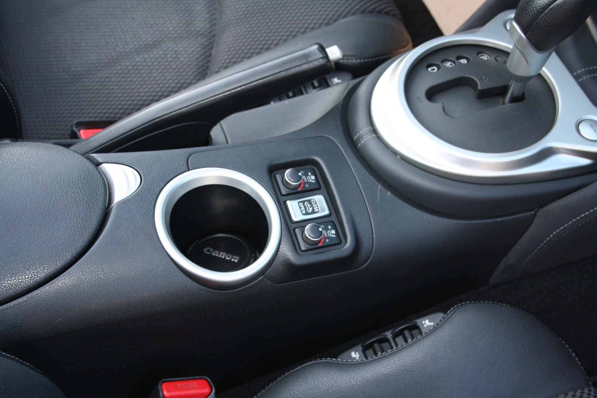 NISSAN 370 Z Roadster Pack Automatic-image-12