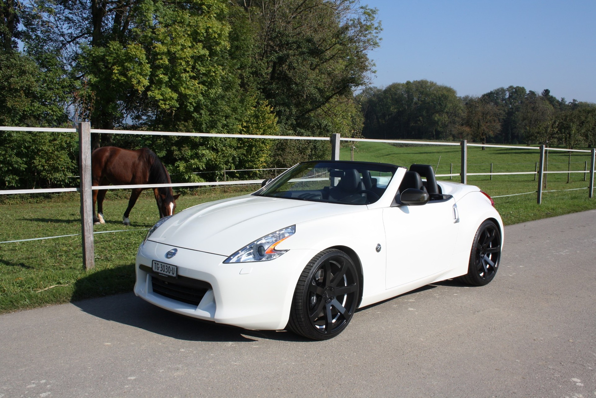 NISSAN 370 Z Roadster Pack Automatic-image-5