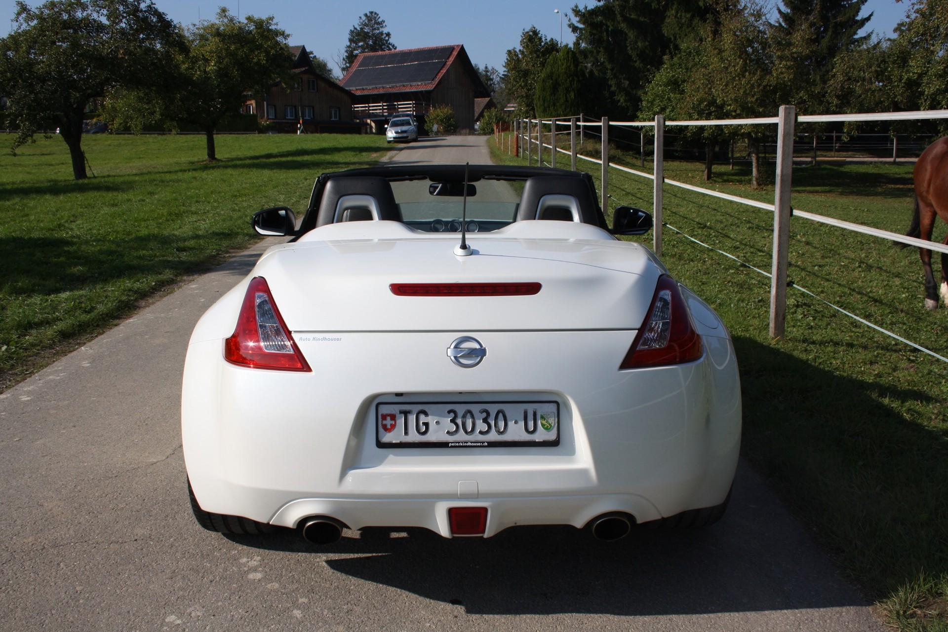 NISSAN 370 Z Roadster Pack Automatic-image-8