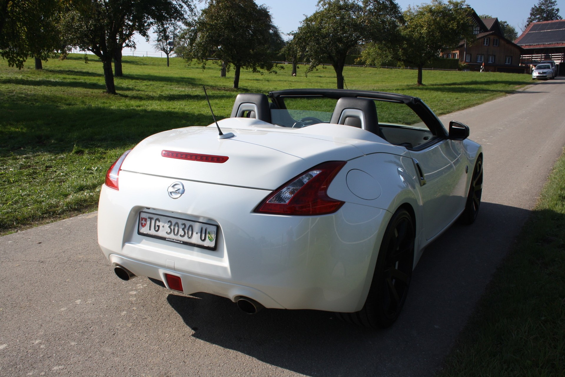 NISSAN 370 Z Roadster Pack Automatic-image-9