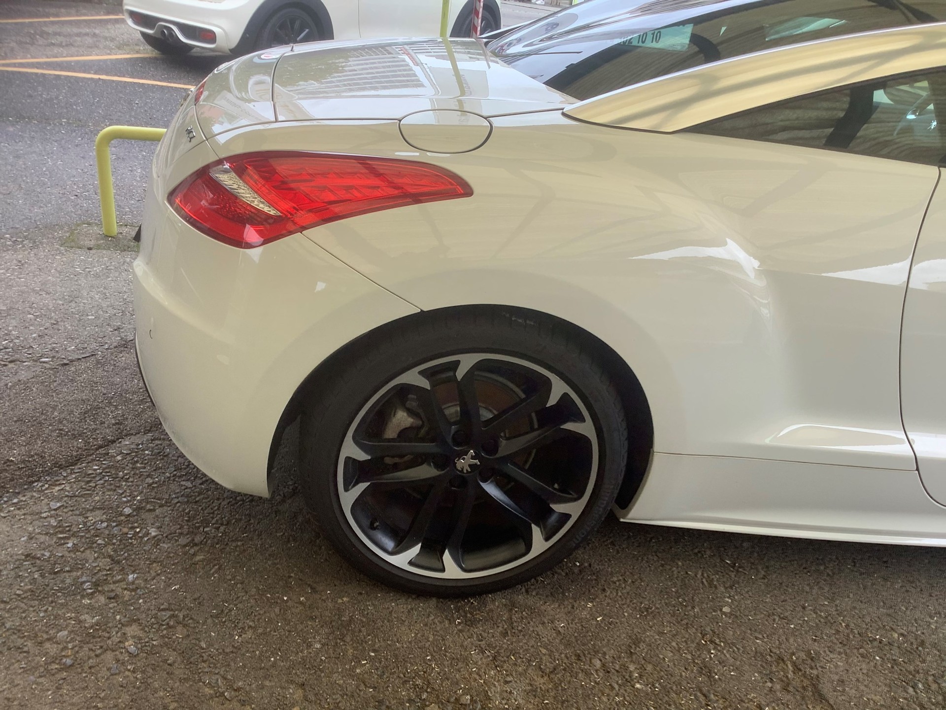 PEUGEOT RCZ 1.6 Turbo-image-12