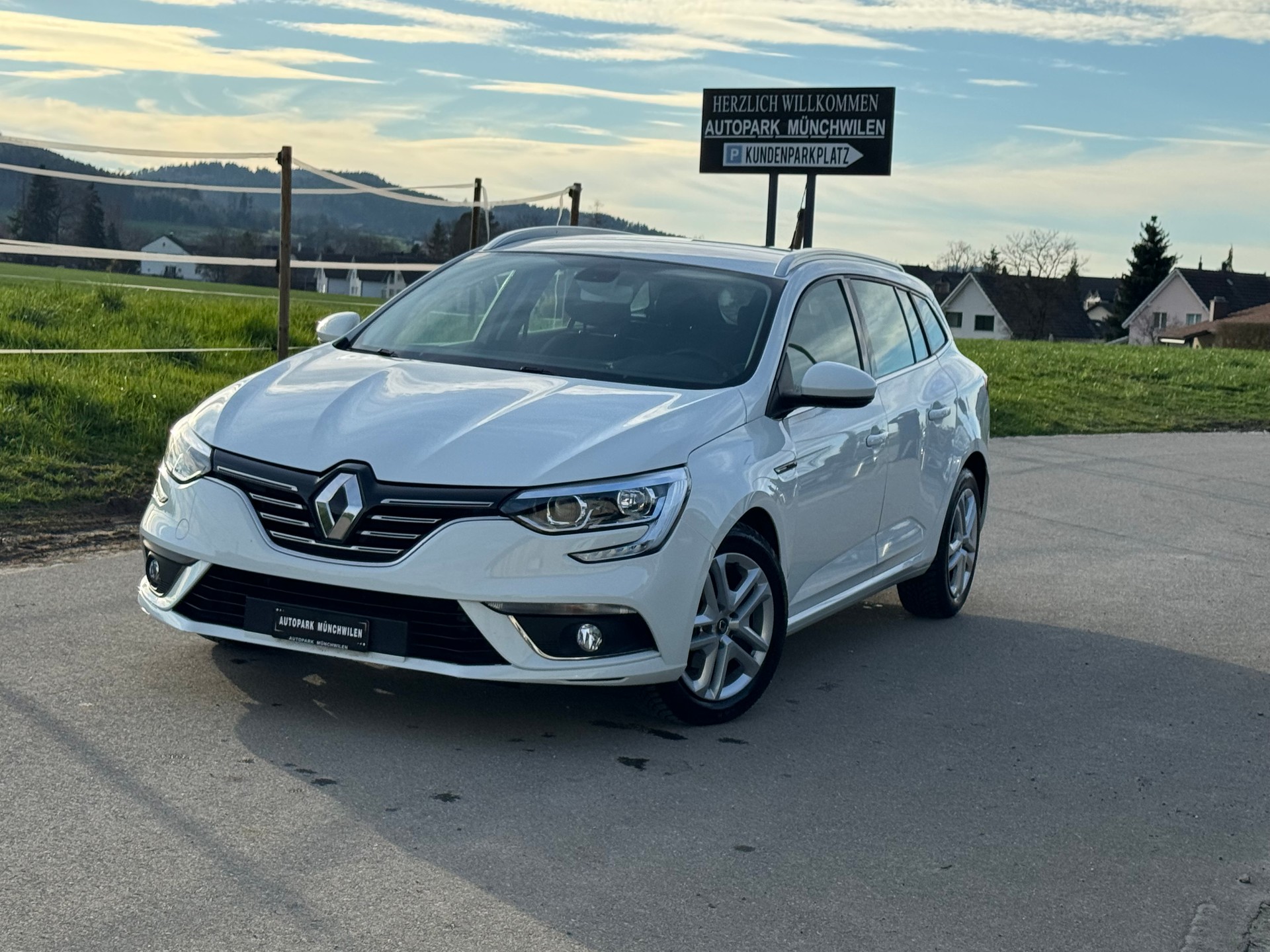 RENAULT Mégane Grandtour 1.5 dCi Business EDC