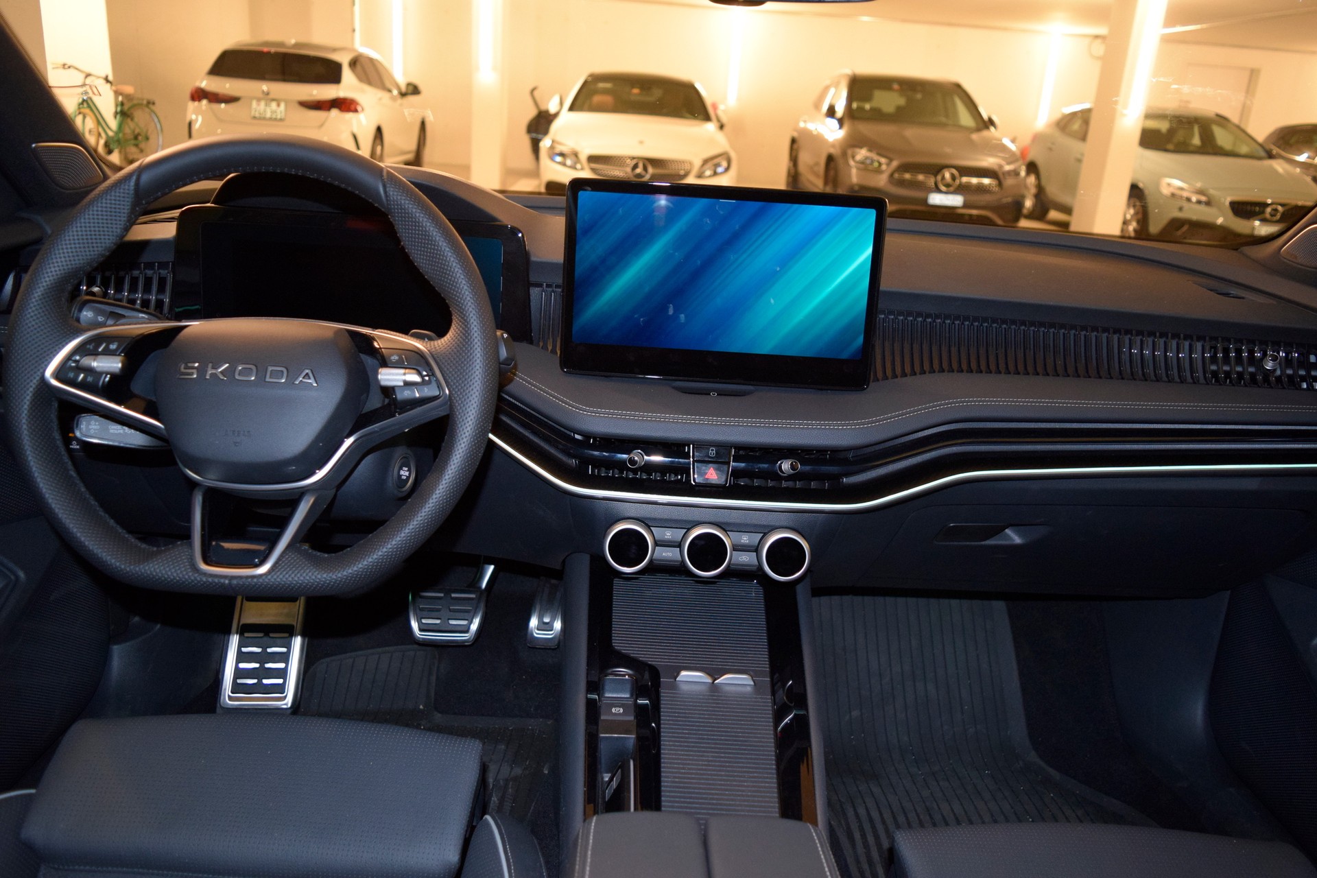 SKODA OCTAVIA-image-7