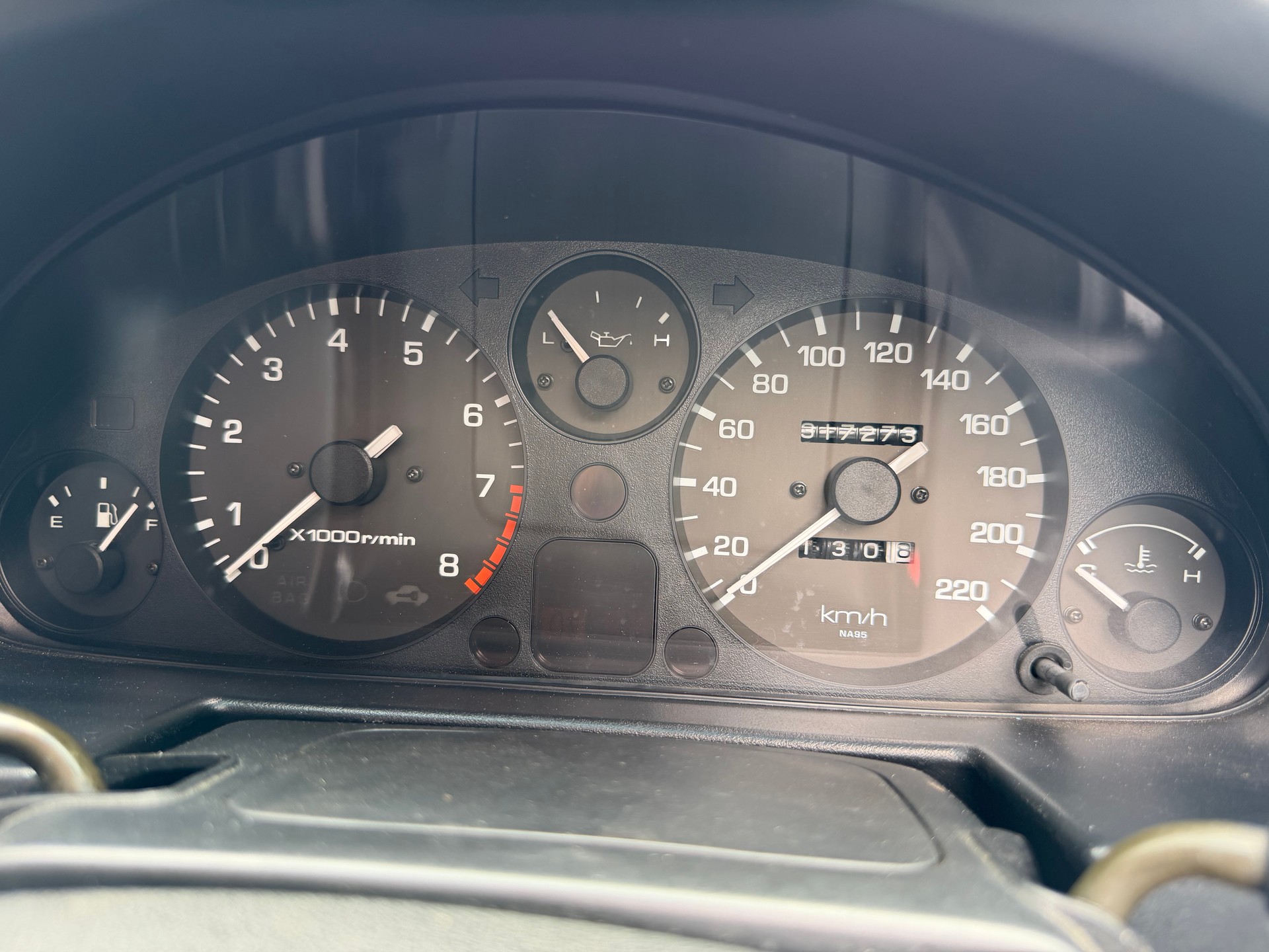 MAZDA 1.8i-16V Topline-image-16