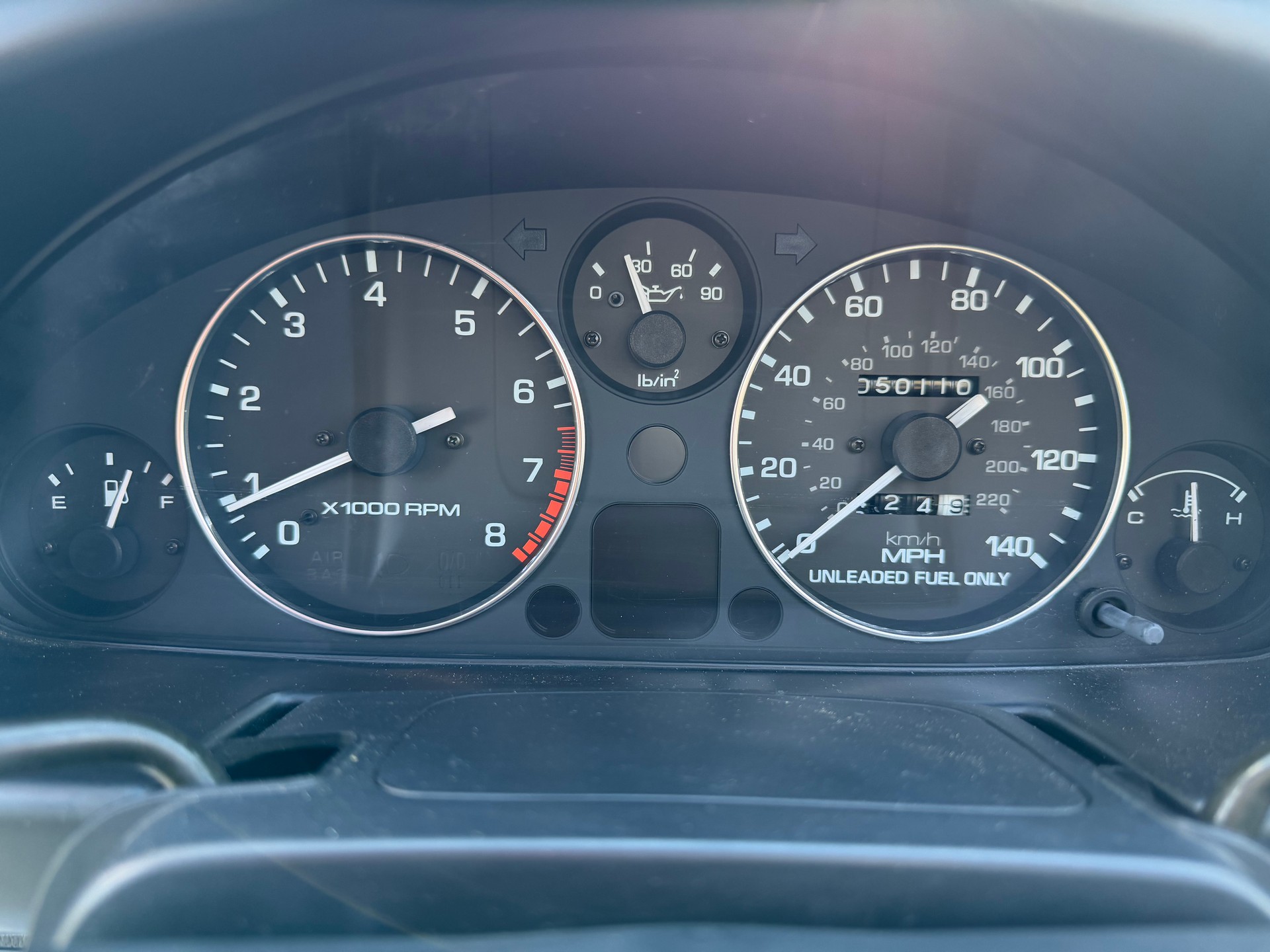 MAZDA MX-5 1.6i-16-image-17