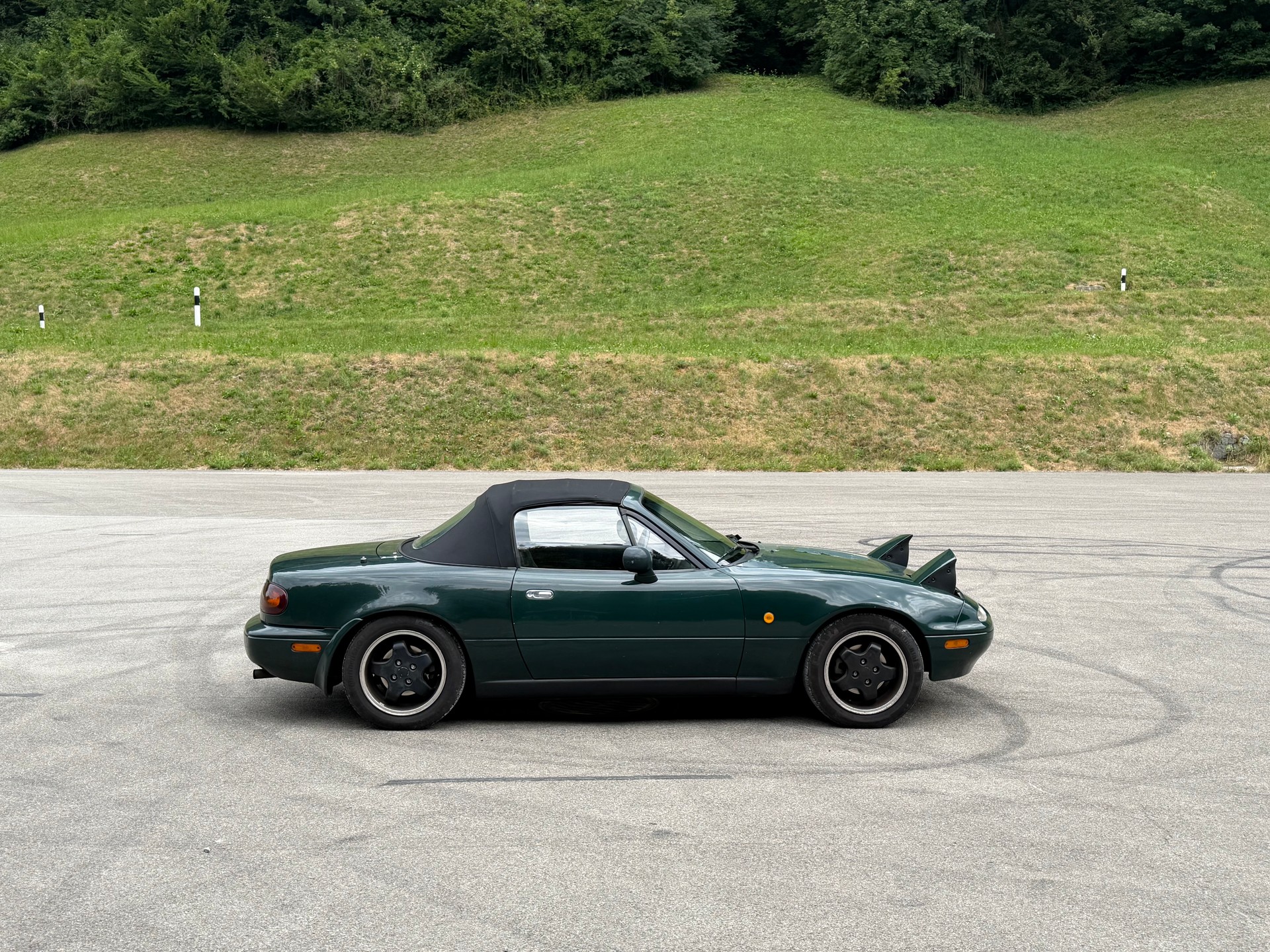 MAZDA 1.8i-16V Topline-image-3