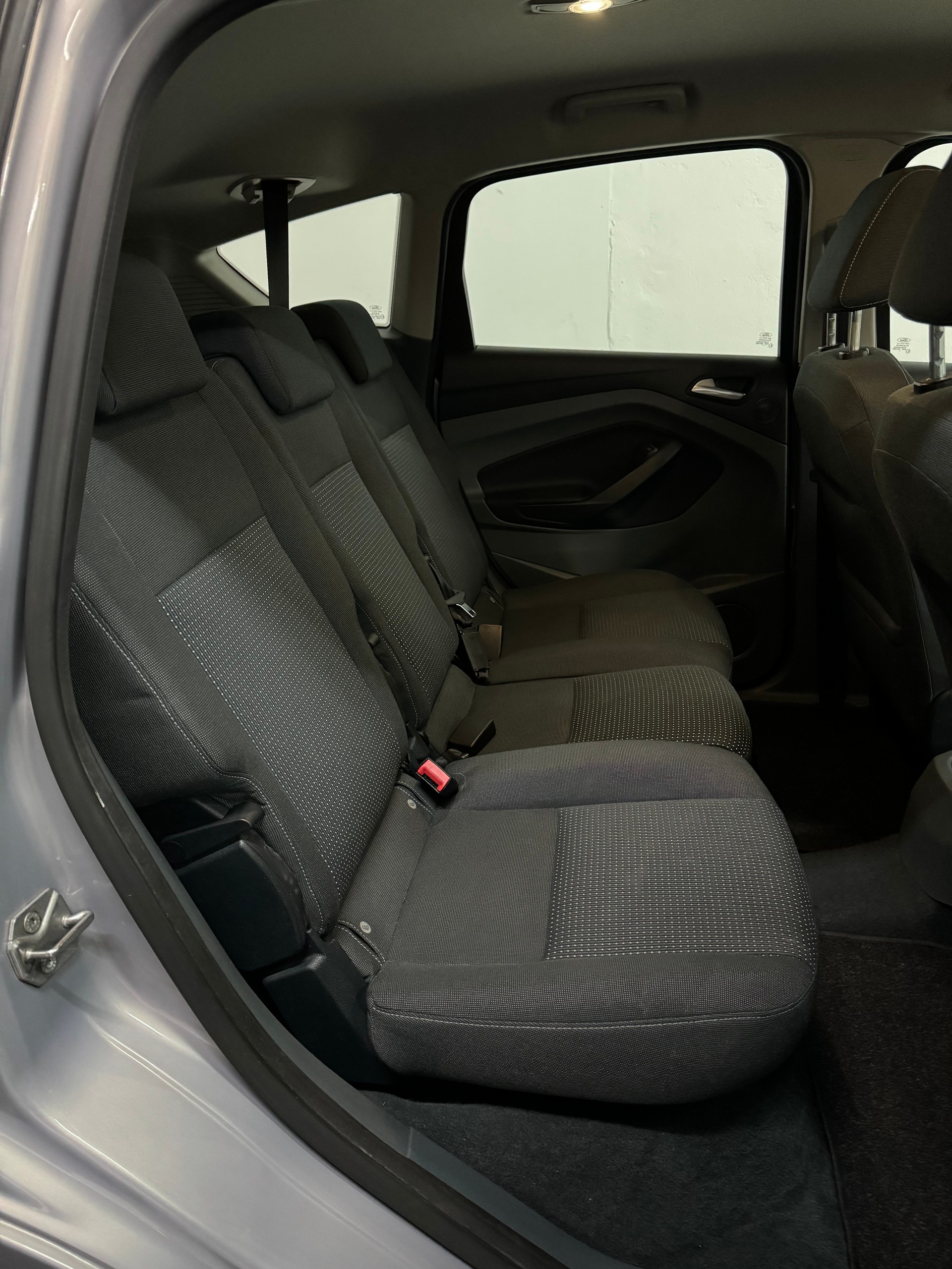 FORD C-Max 2.0 TDCi Carving PowerShift-image-18
