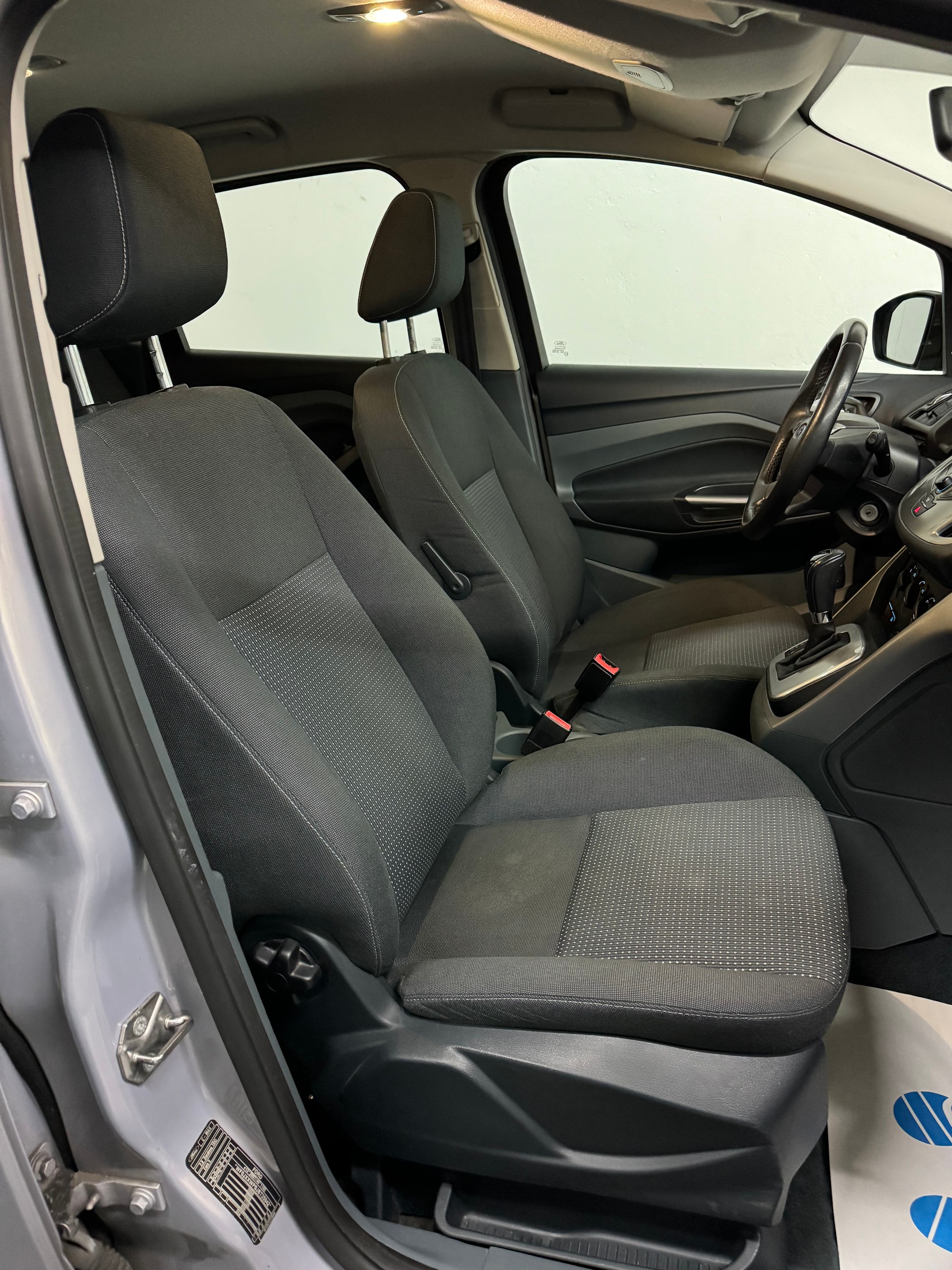 FORD C-Max 2.0 TDCi Carving PowerShift-image-16