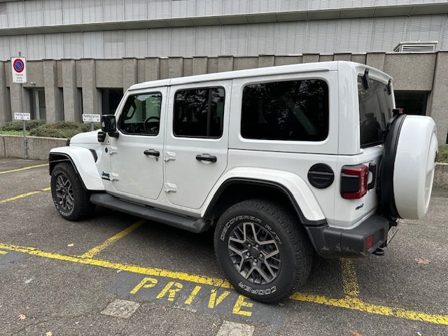 JEEP Wrangler 2.0 PHEV Unlimited 80th Anniversary Automatic-image-3