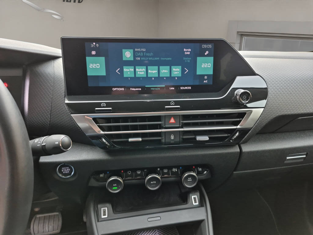 CITROEN C4 Electrique 136ch Automatique Shine-image-8