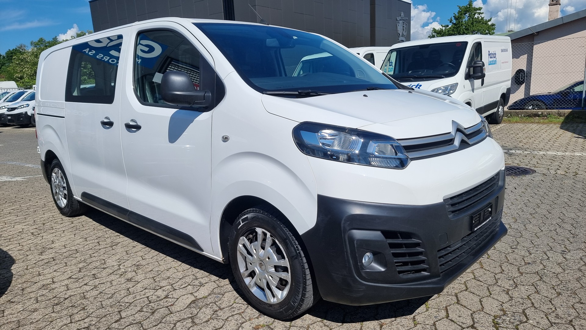 CITROEN Jumpy 2.0 BlueHDi 120 M Club EAT8-image-3