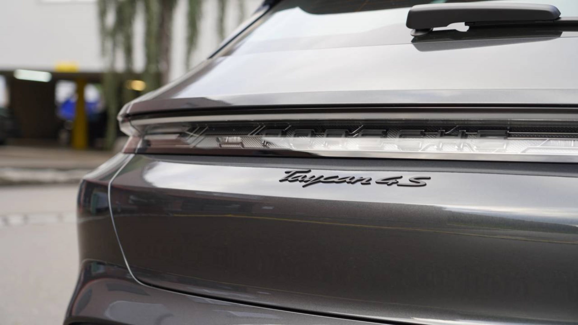 PORSCHE Taycan 4S Cross Turismo-image-6